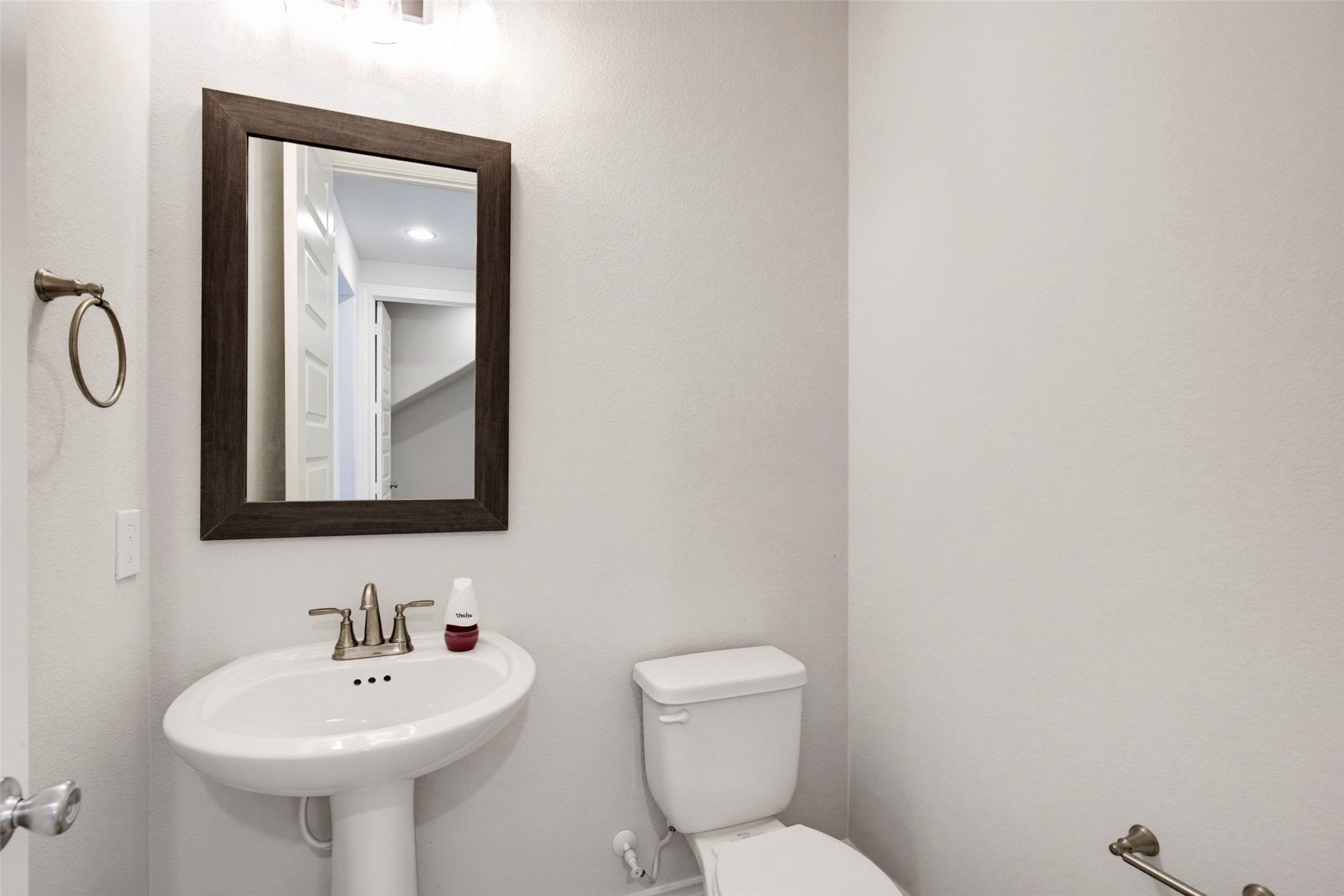4407 Trace Court Property Photo 10