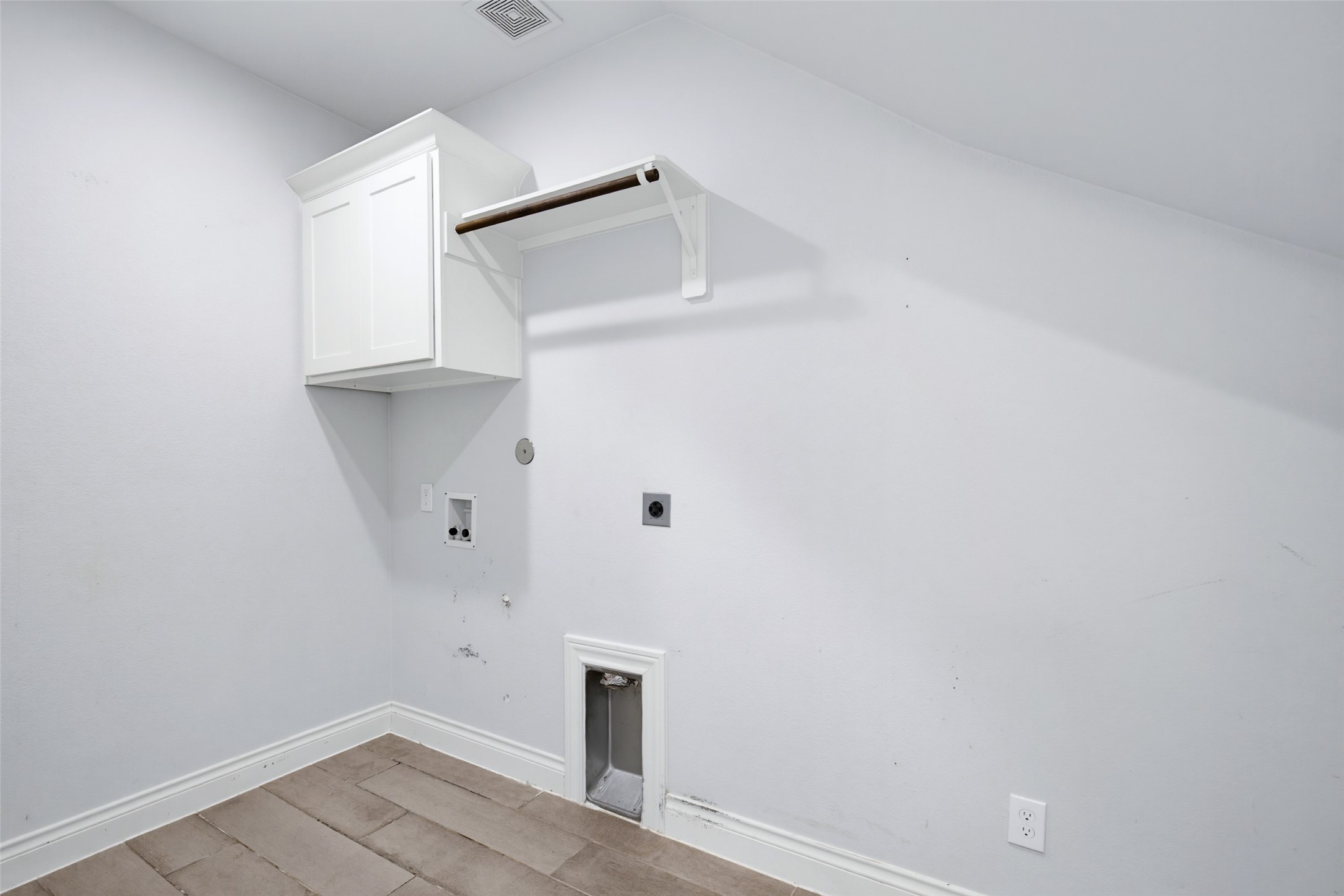 4407 Trace Court Property Photo 20