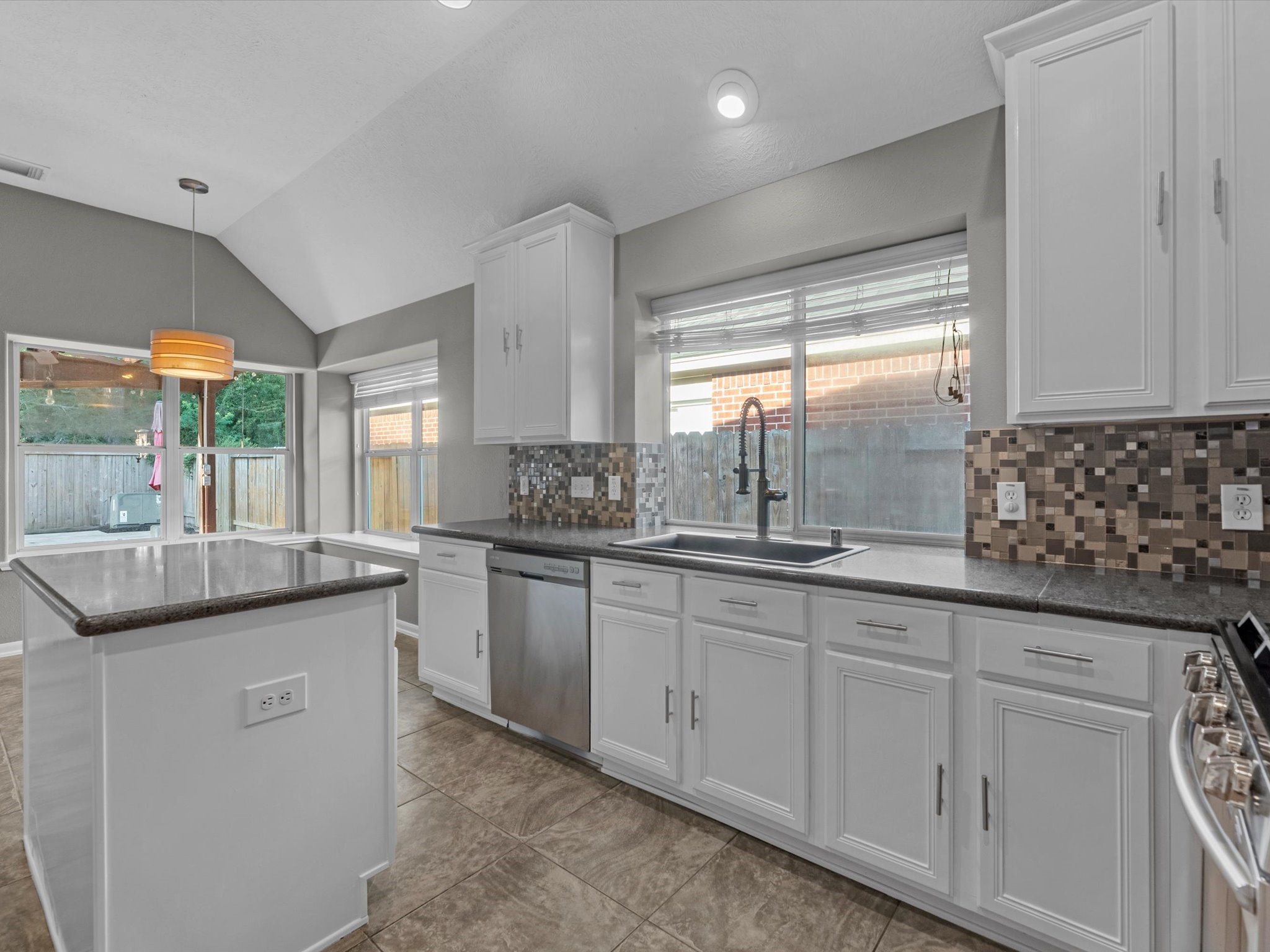13534 Ballast Road Property Photo 11