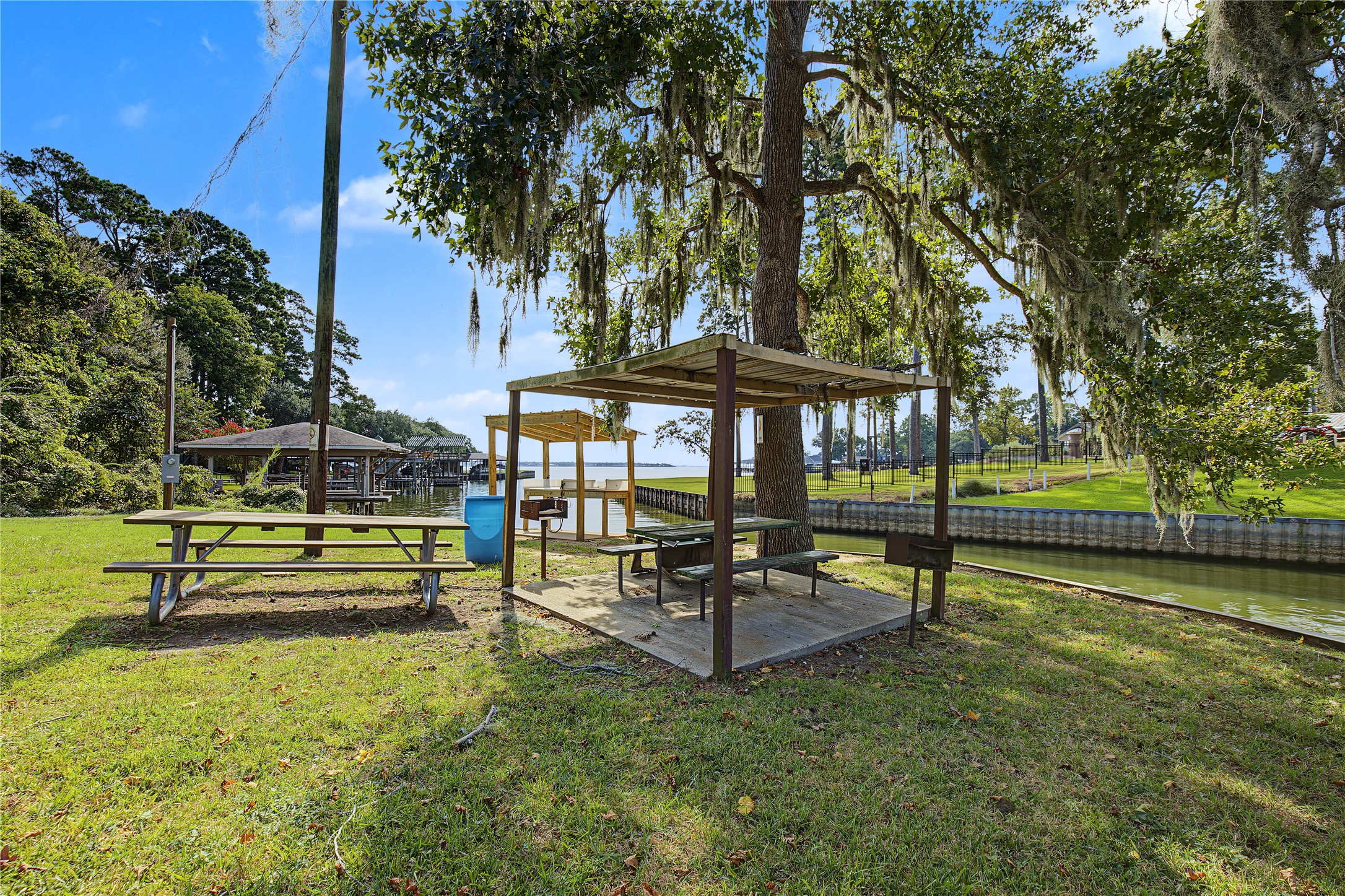 378 Norfolk Property Photo 40