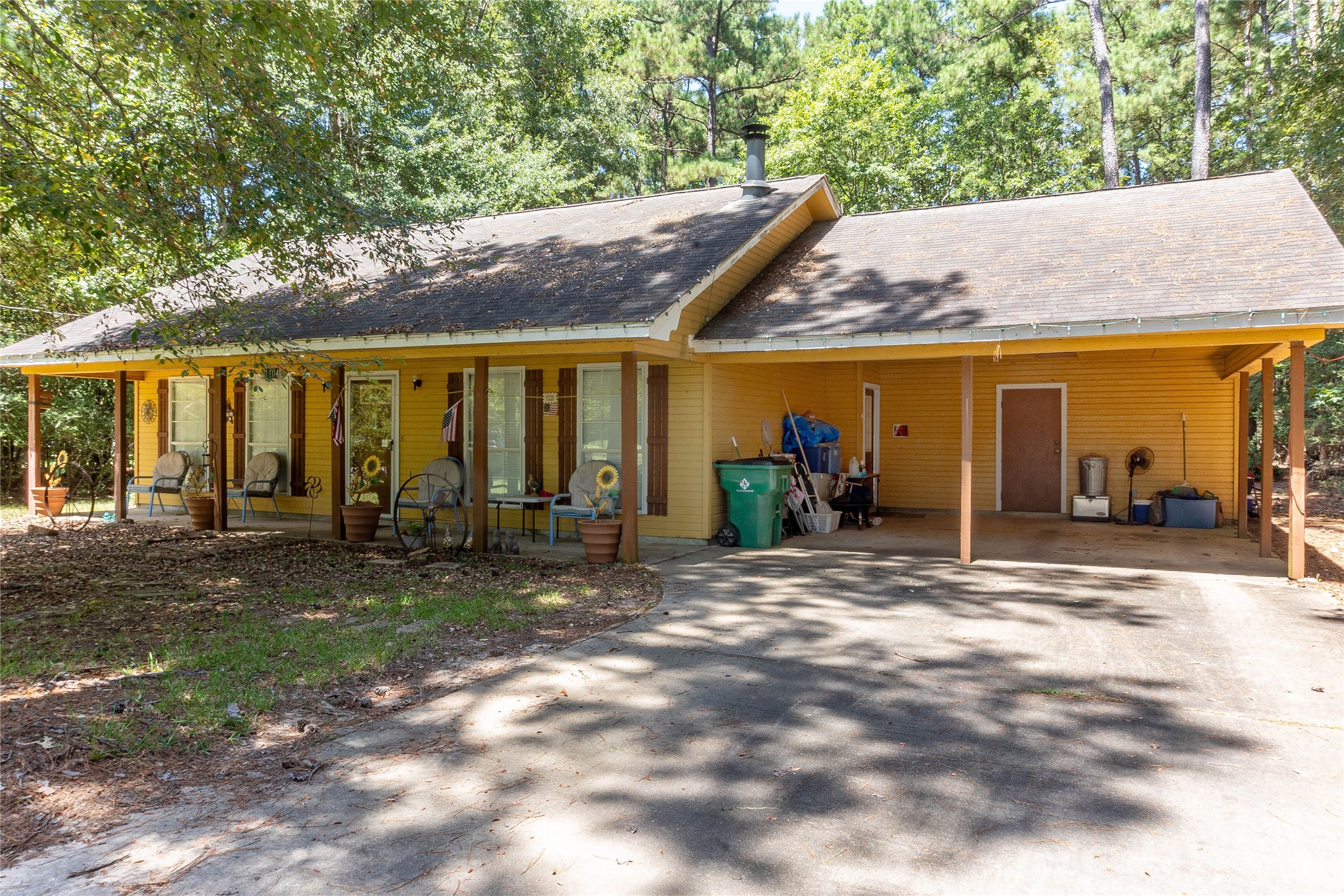 1104 Pine Property Photo 6