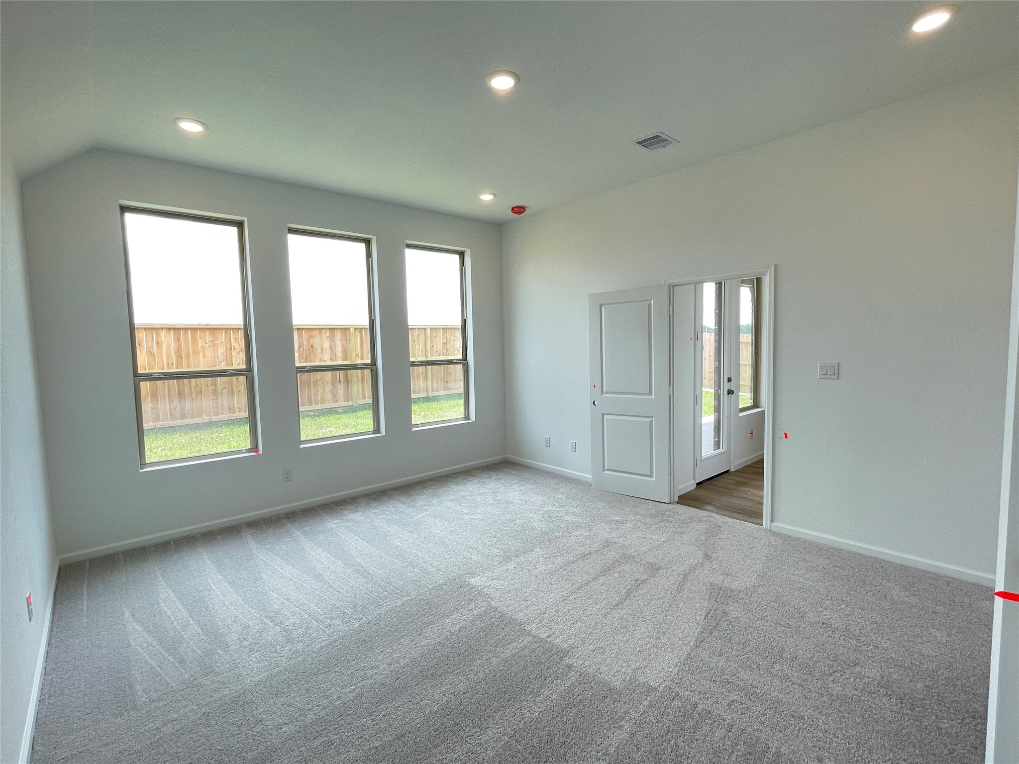 3118 Mariner Island Drive Property Photo 6