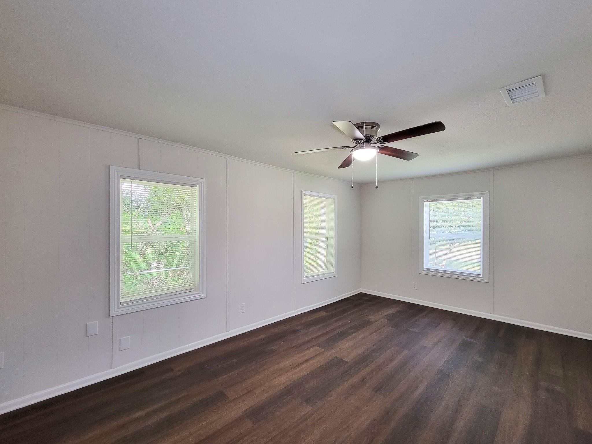 431 N Tinsley Street Property Photo 8