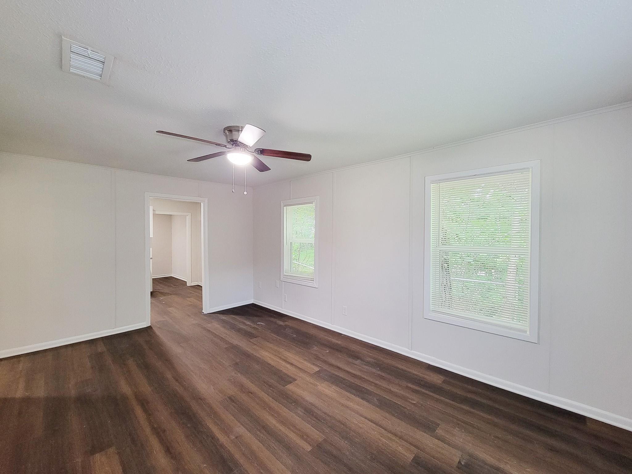 431 N Tinsley Street Property Photo 11
