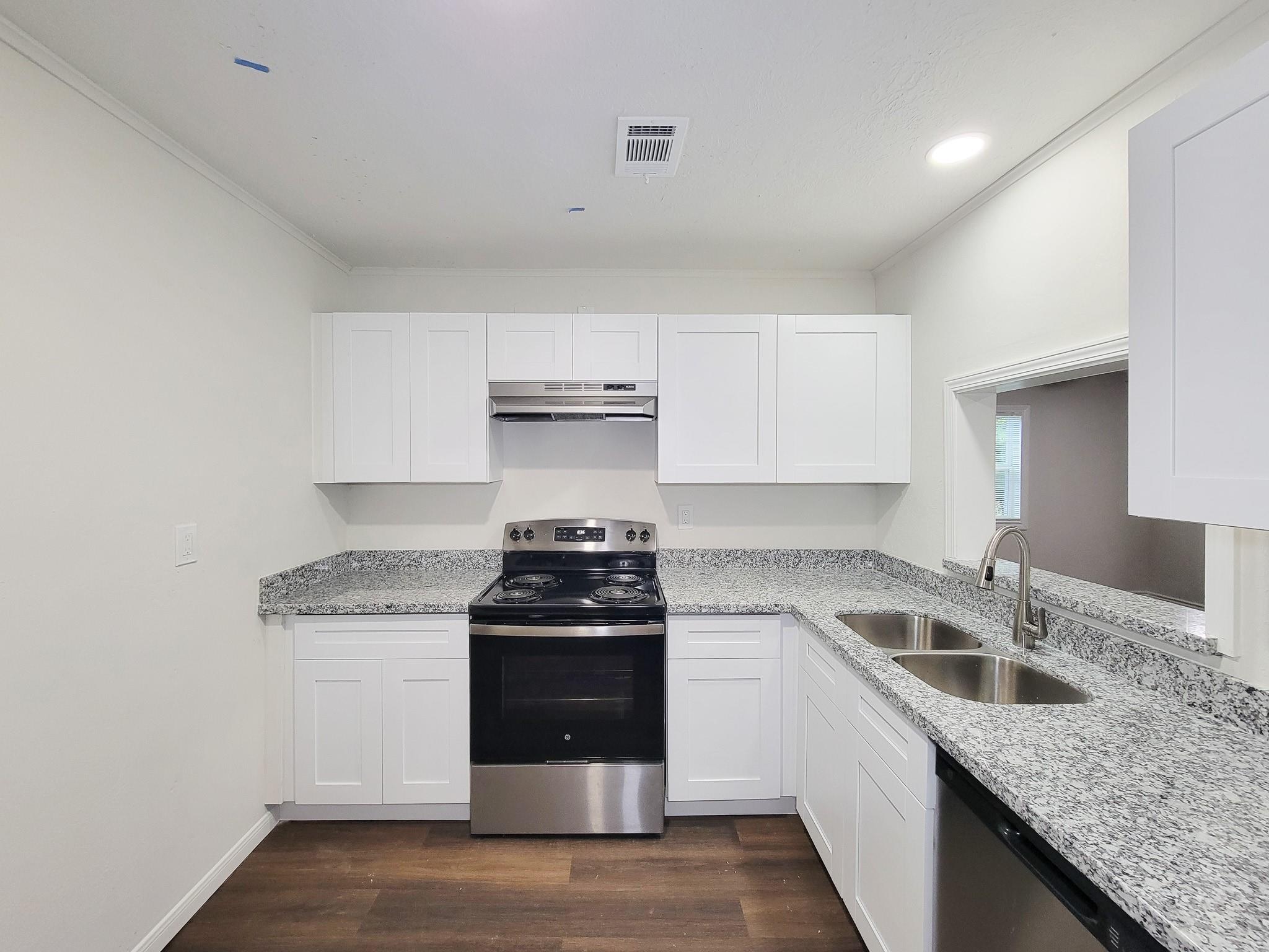 431 N Tinsley Street Property Photo 14