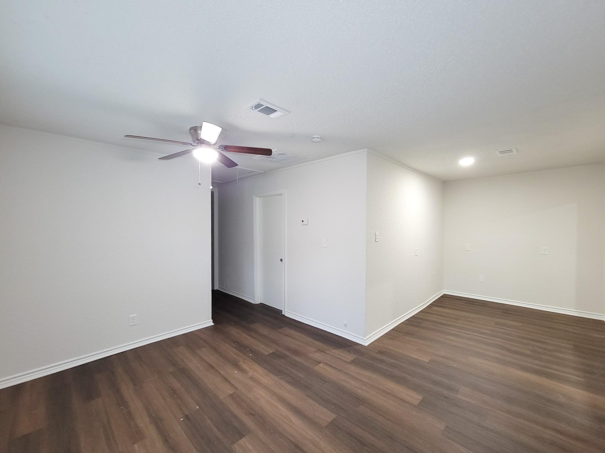 431 N Tinsley Street Property Photo 18