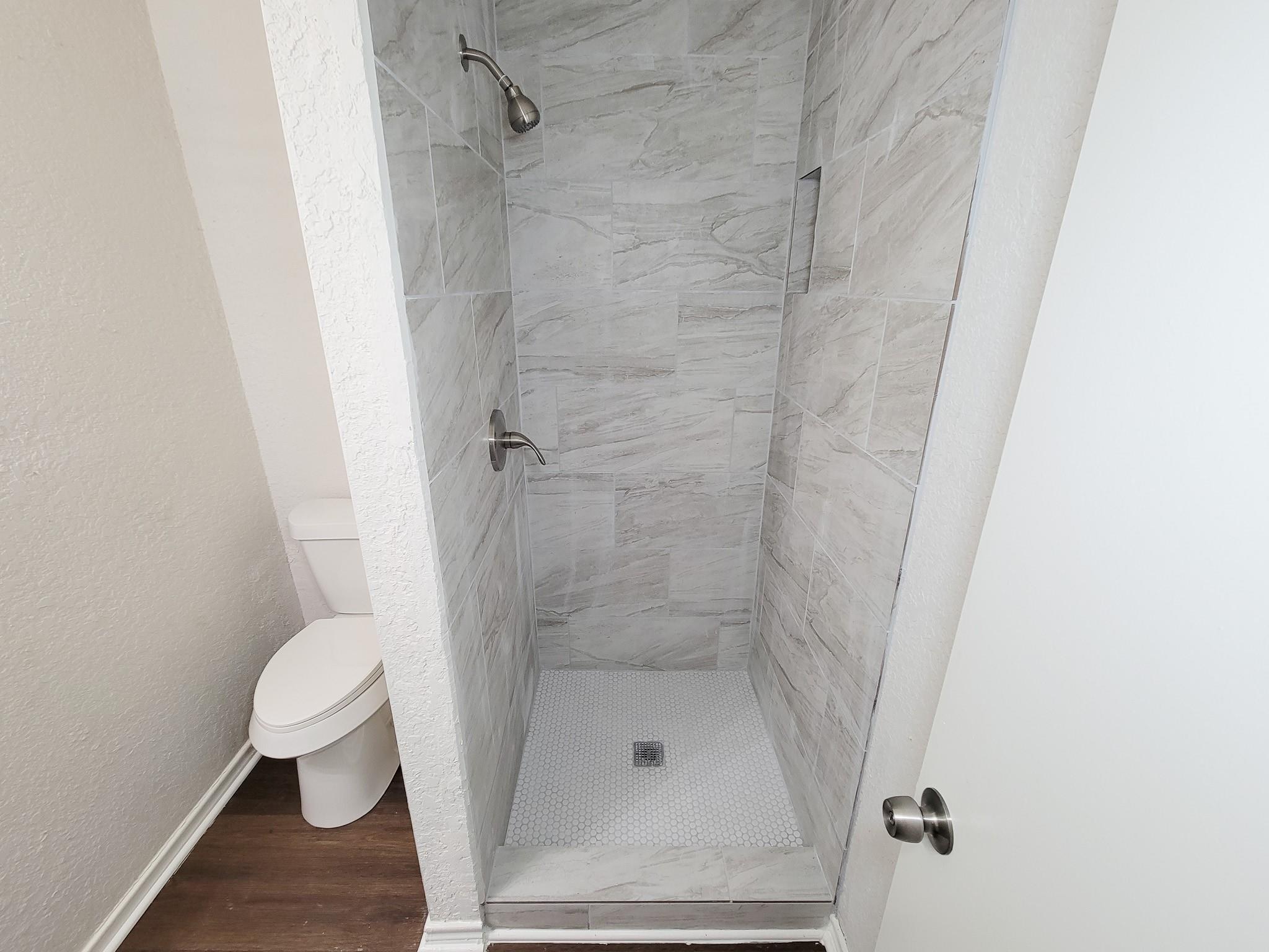 431 N Tinsley Street Property Photo 27