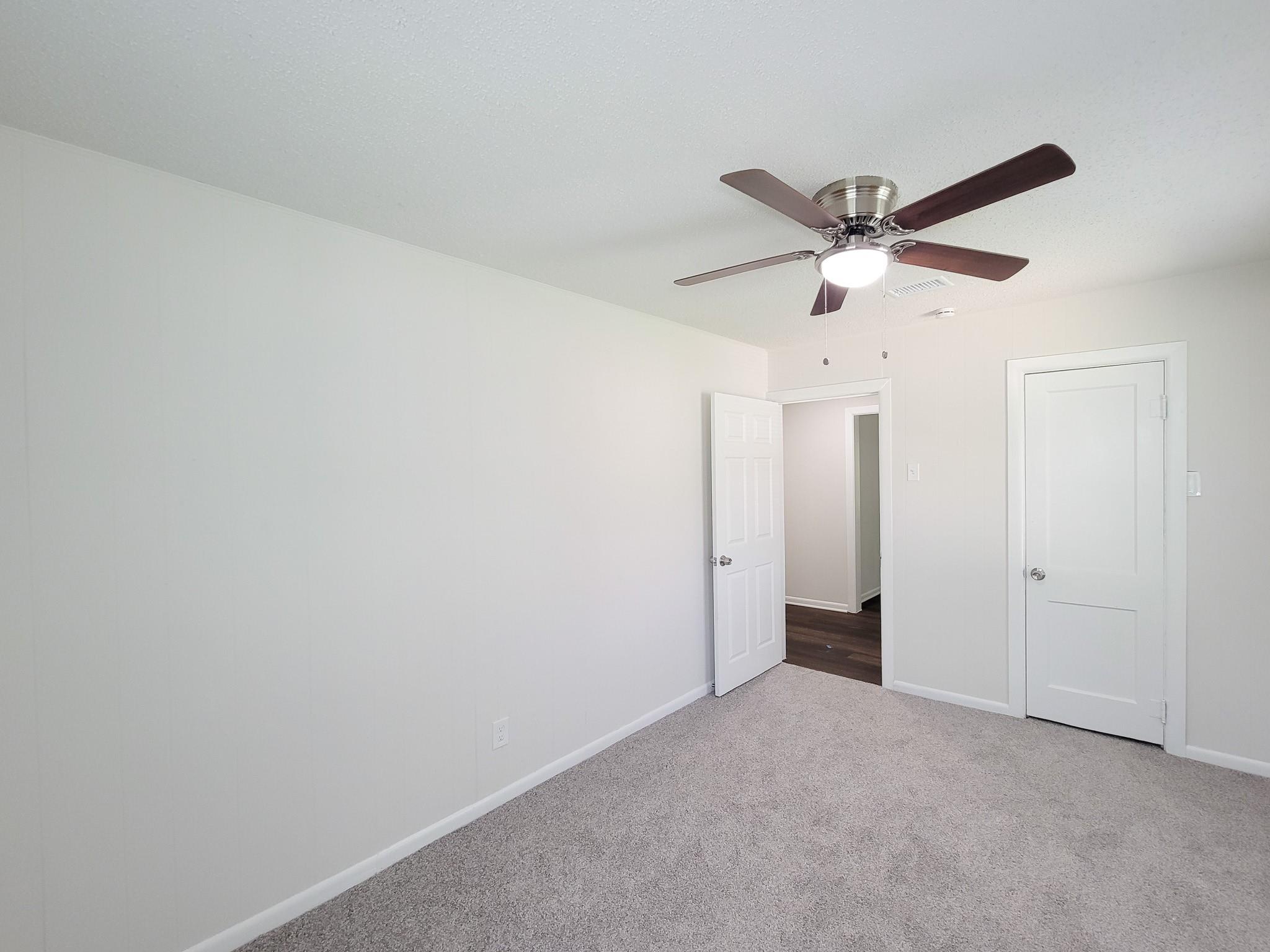 431 N Tinsley Street Property Photo 31
