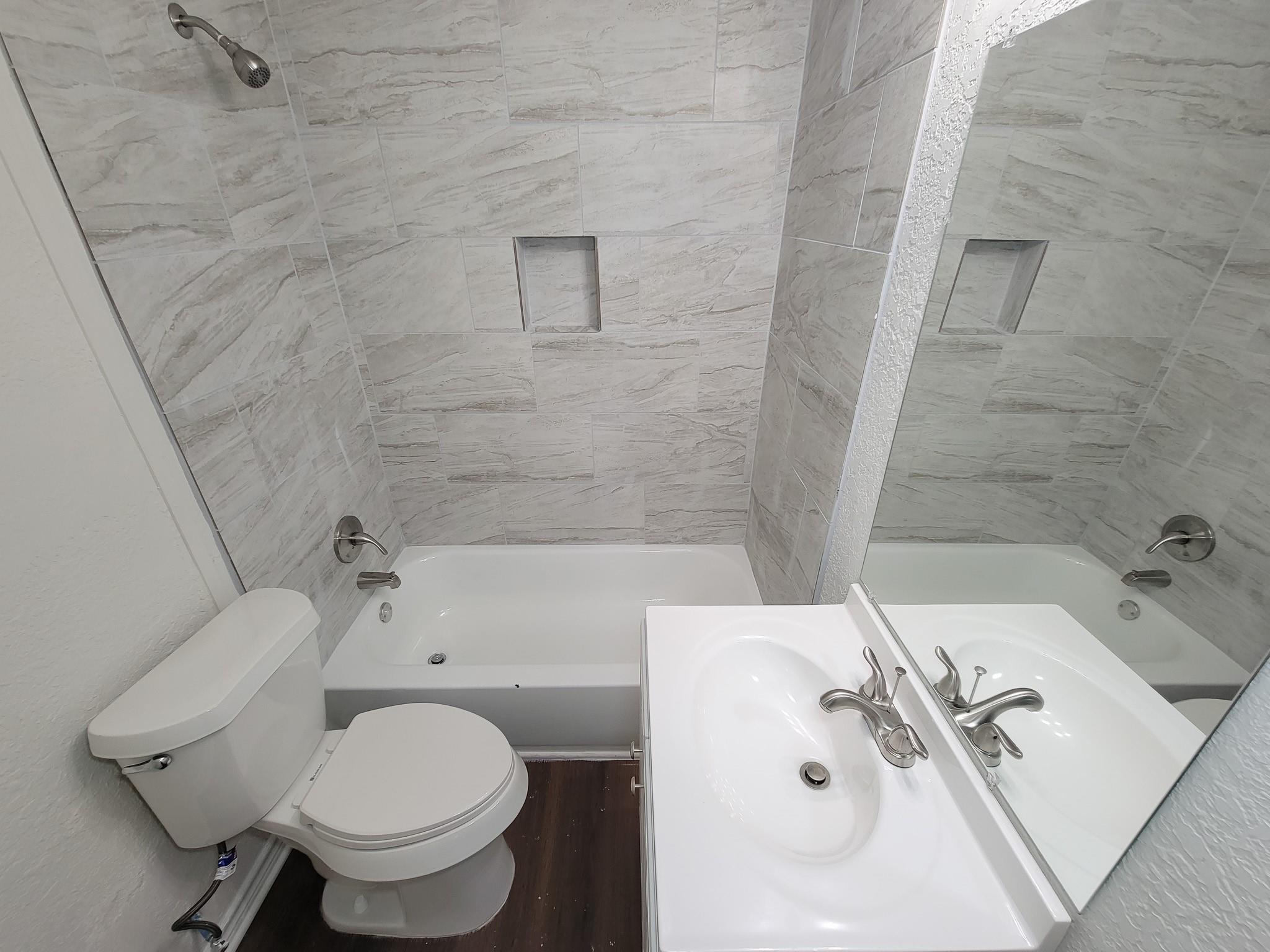 431 N Tinsley Street Property Photo 34