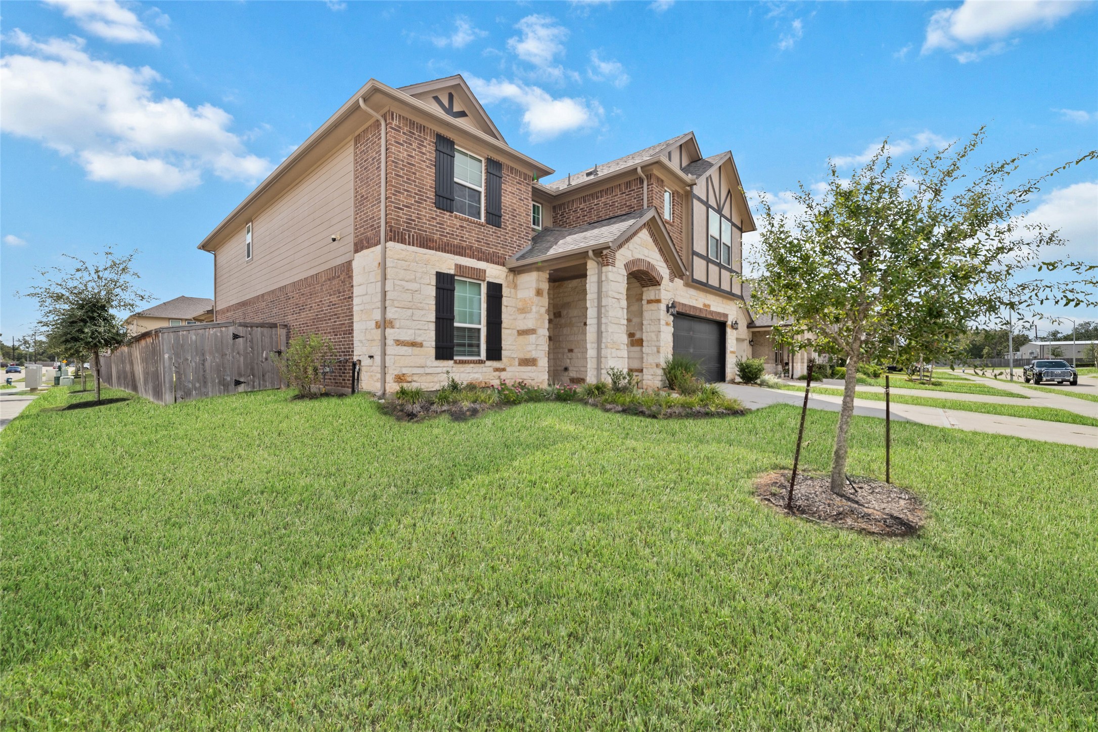 21503 Carbone Lane Property Photo 3