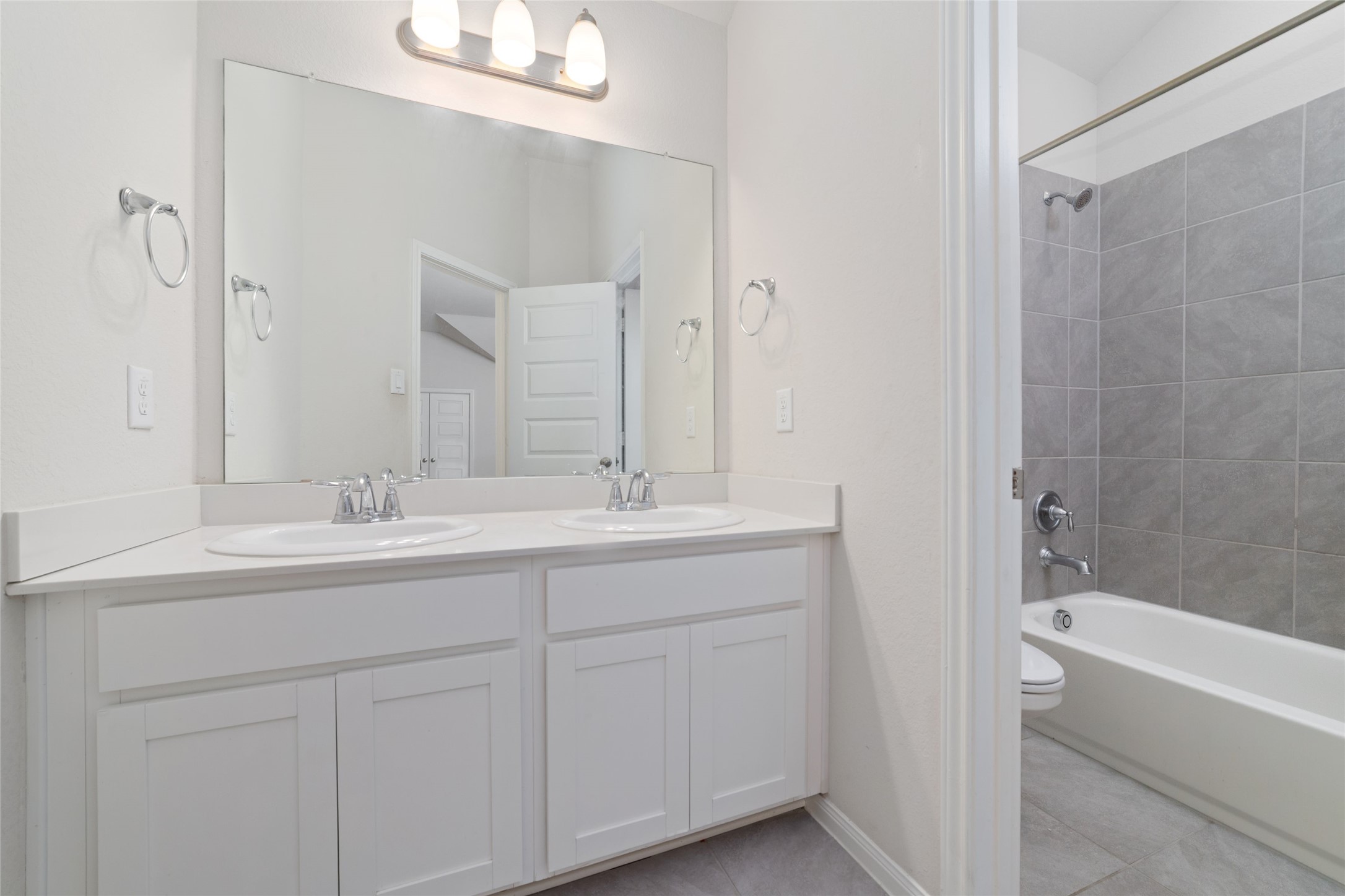 21503 Carbone Lane Property Photo 26