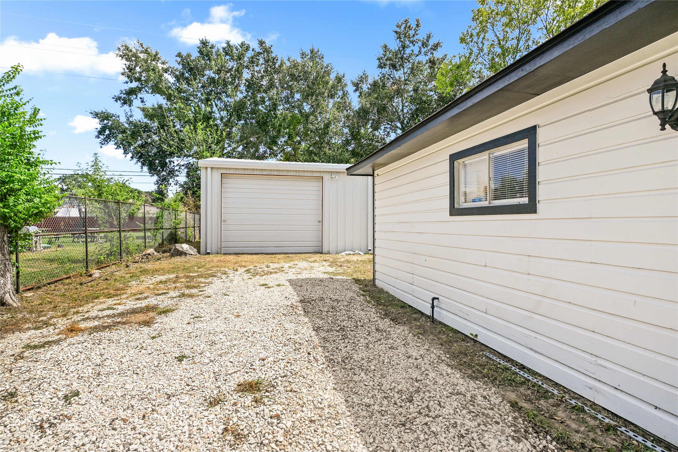 16307 Channing Way Property Photo 13