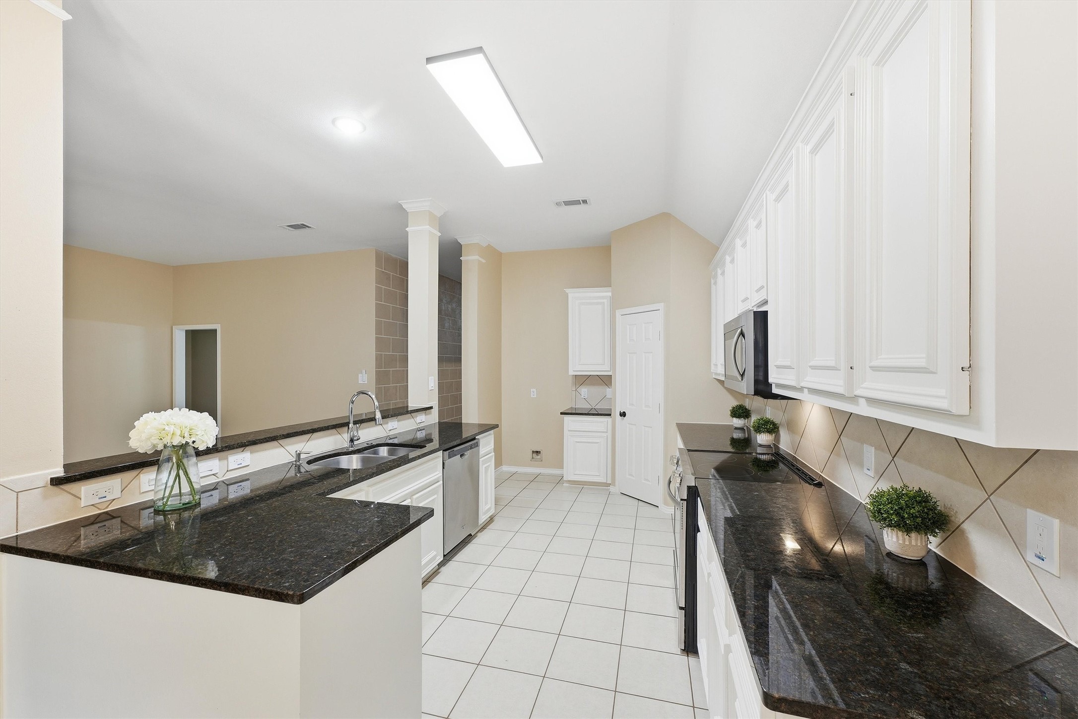 3415 Mcmahon Way Property Photo 11