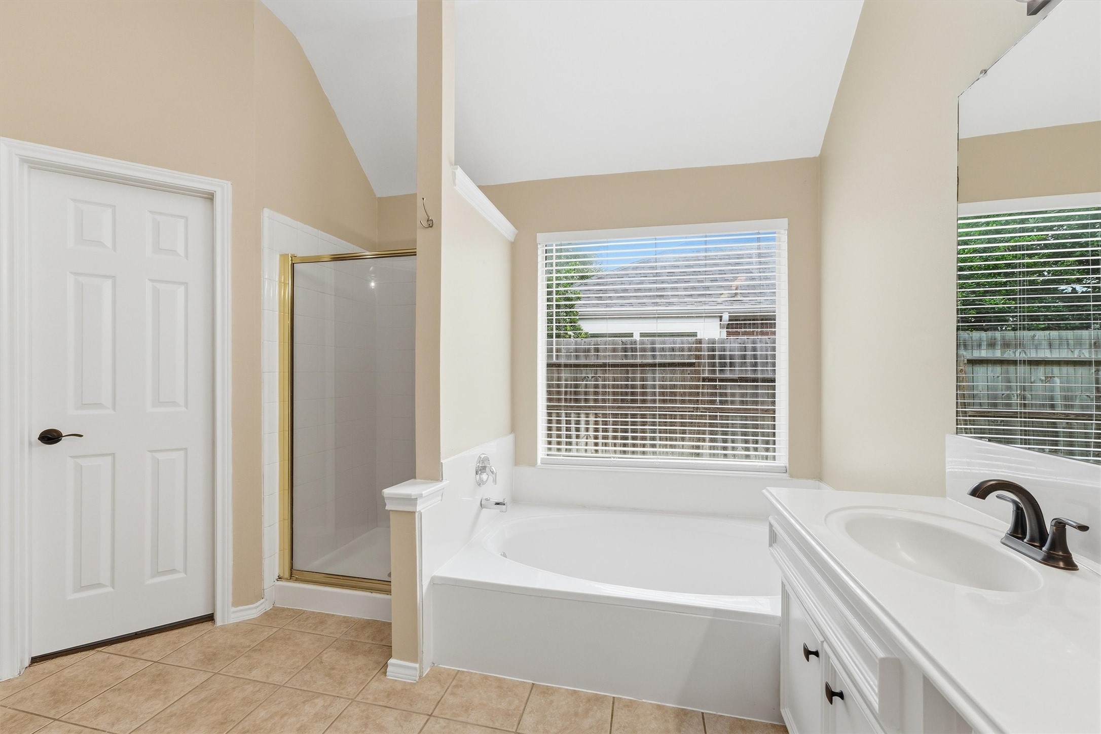 3415 Mcmahon Way Property Photo 20