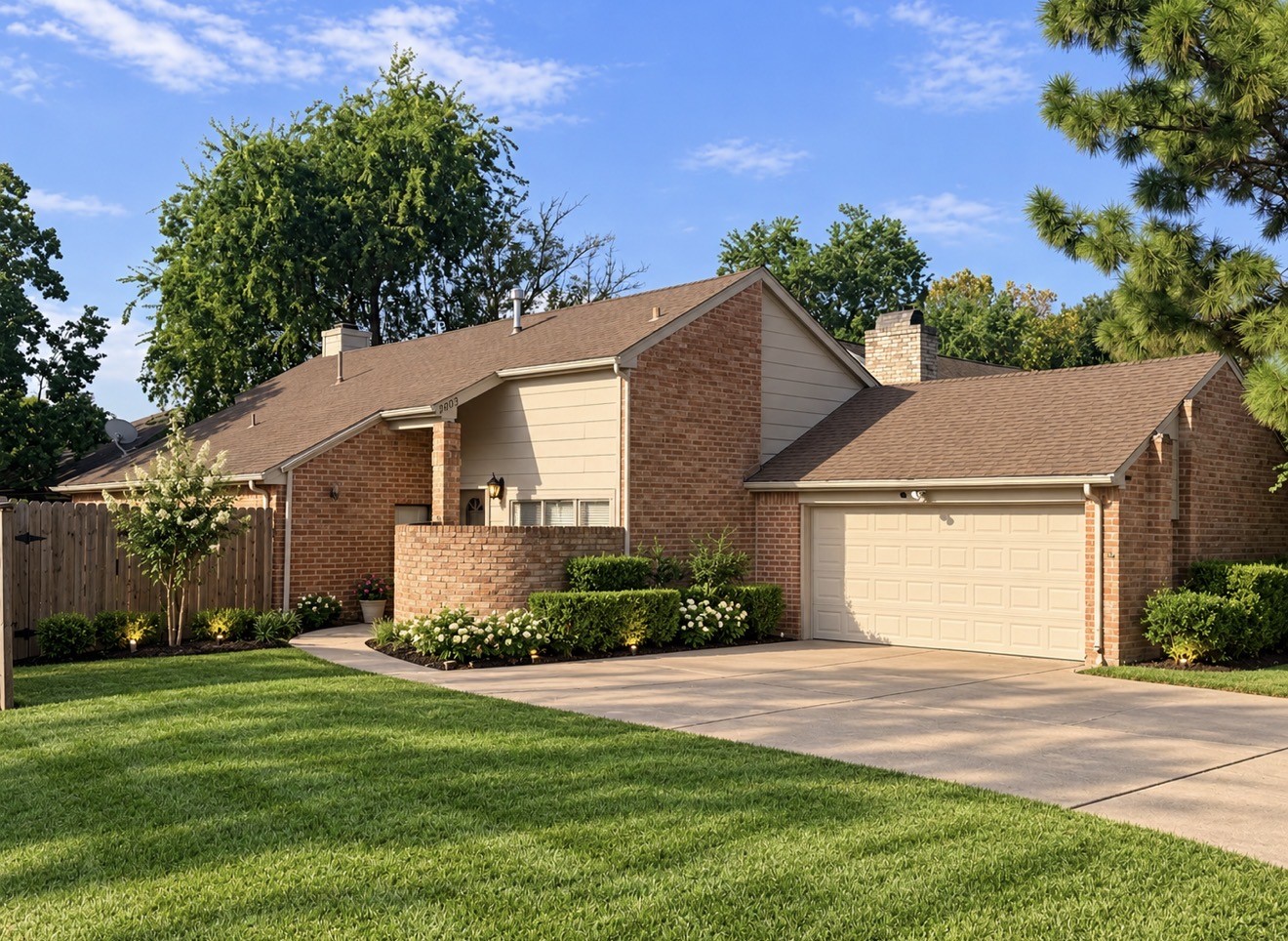 13103 Creekview Park Drive Property Photo 2