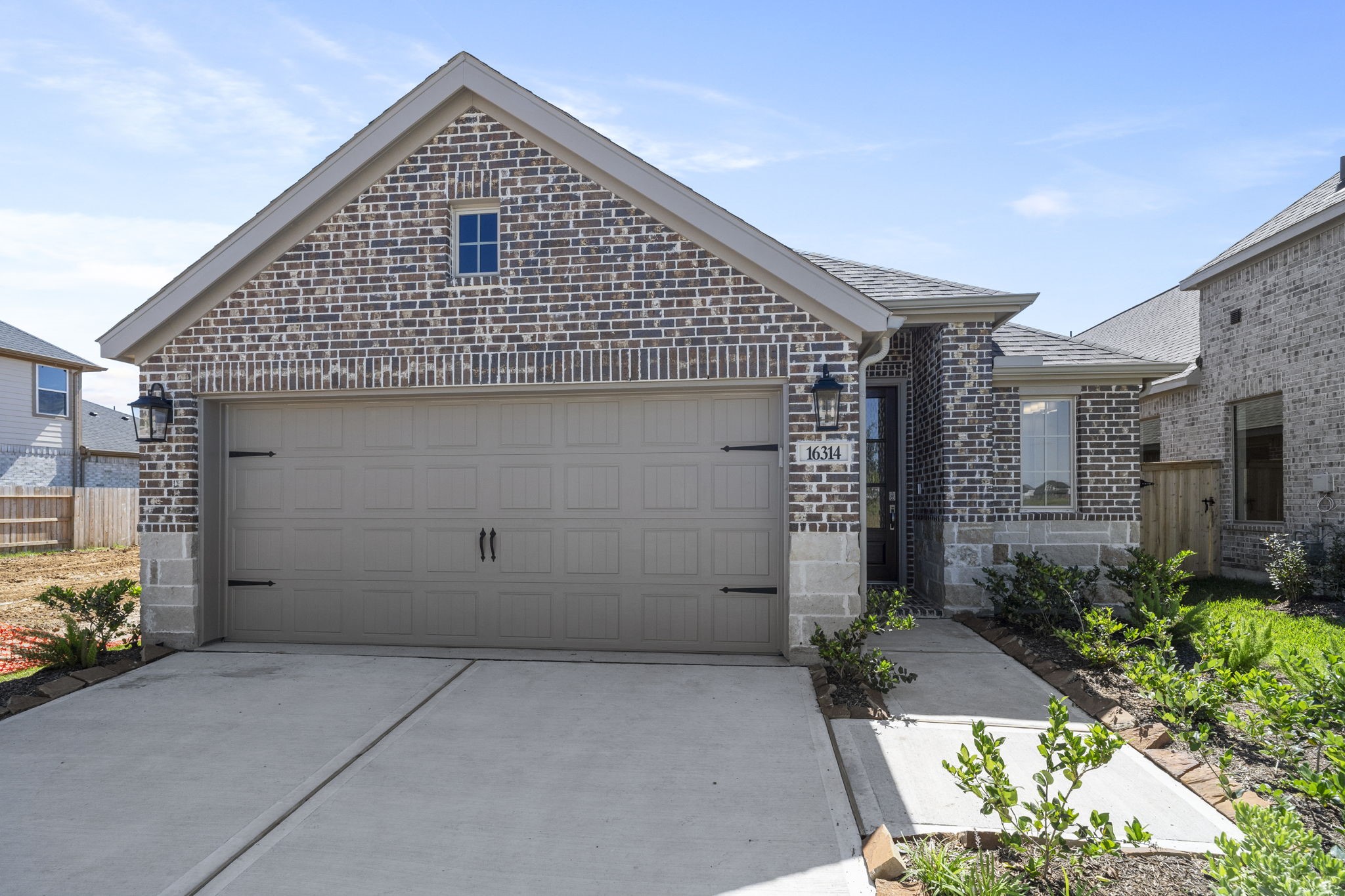 16314 Rock Hollow Bend Lane Property Photo 1