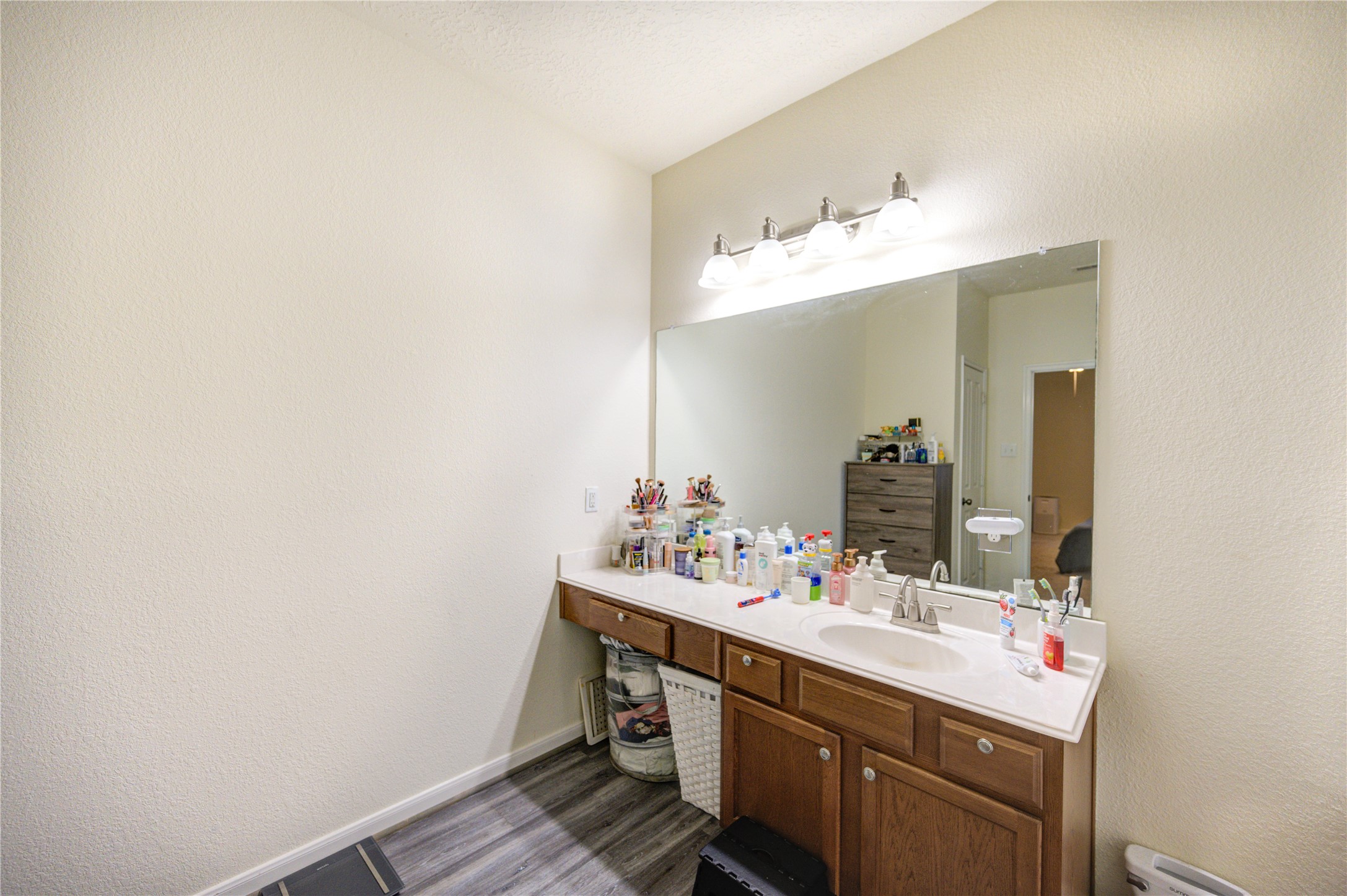 16211 Peach Bluff Lane Property Photo 36