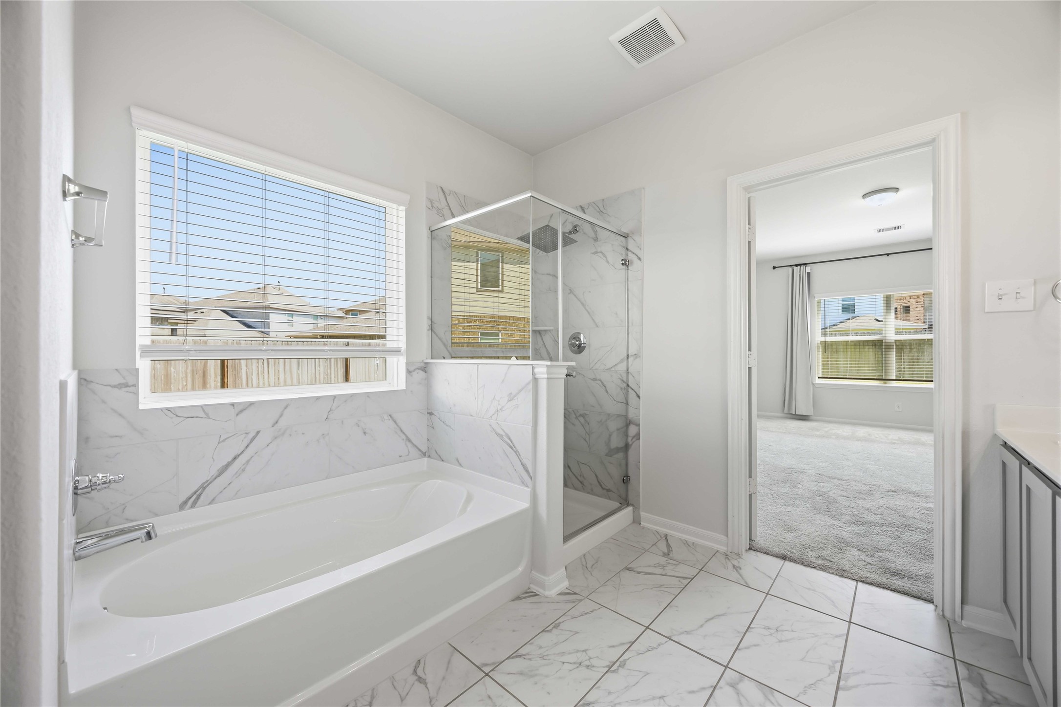 2402 Mount Dana Drive Property Photo 17