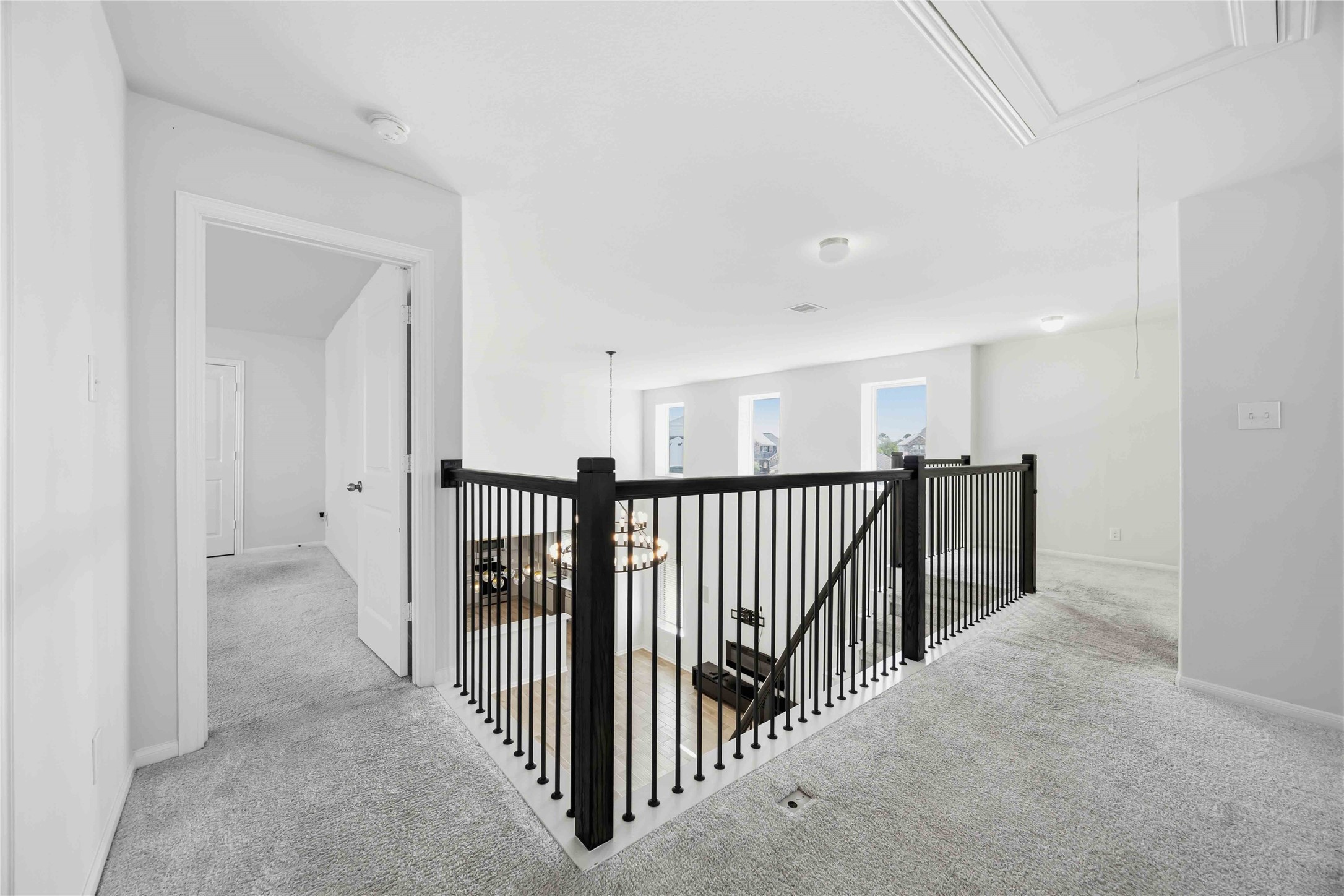2402 Mount Dana Drive Property Photo 19