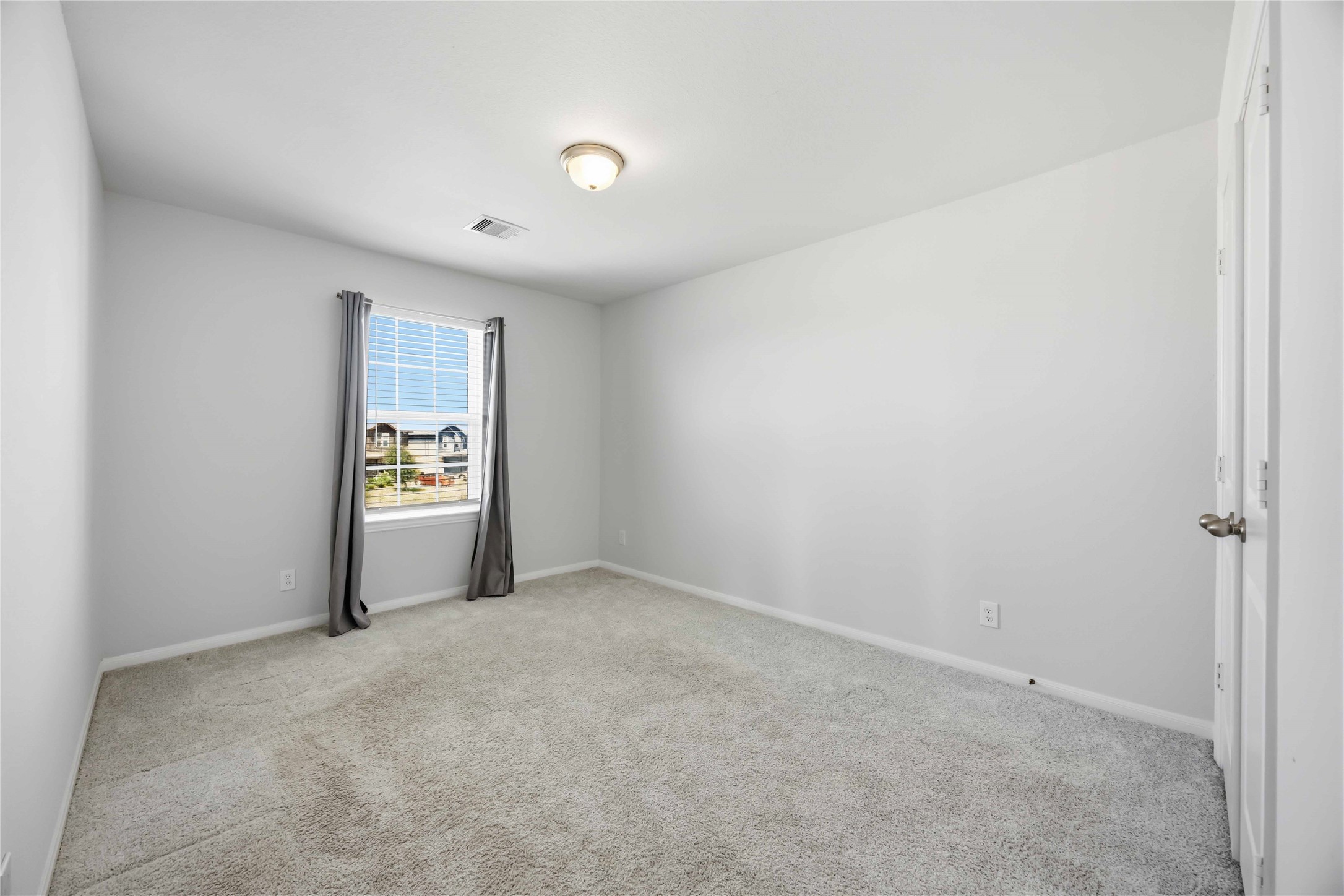2402 Mount Dana Drive Property Photo 21