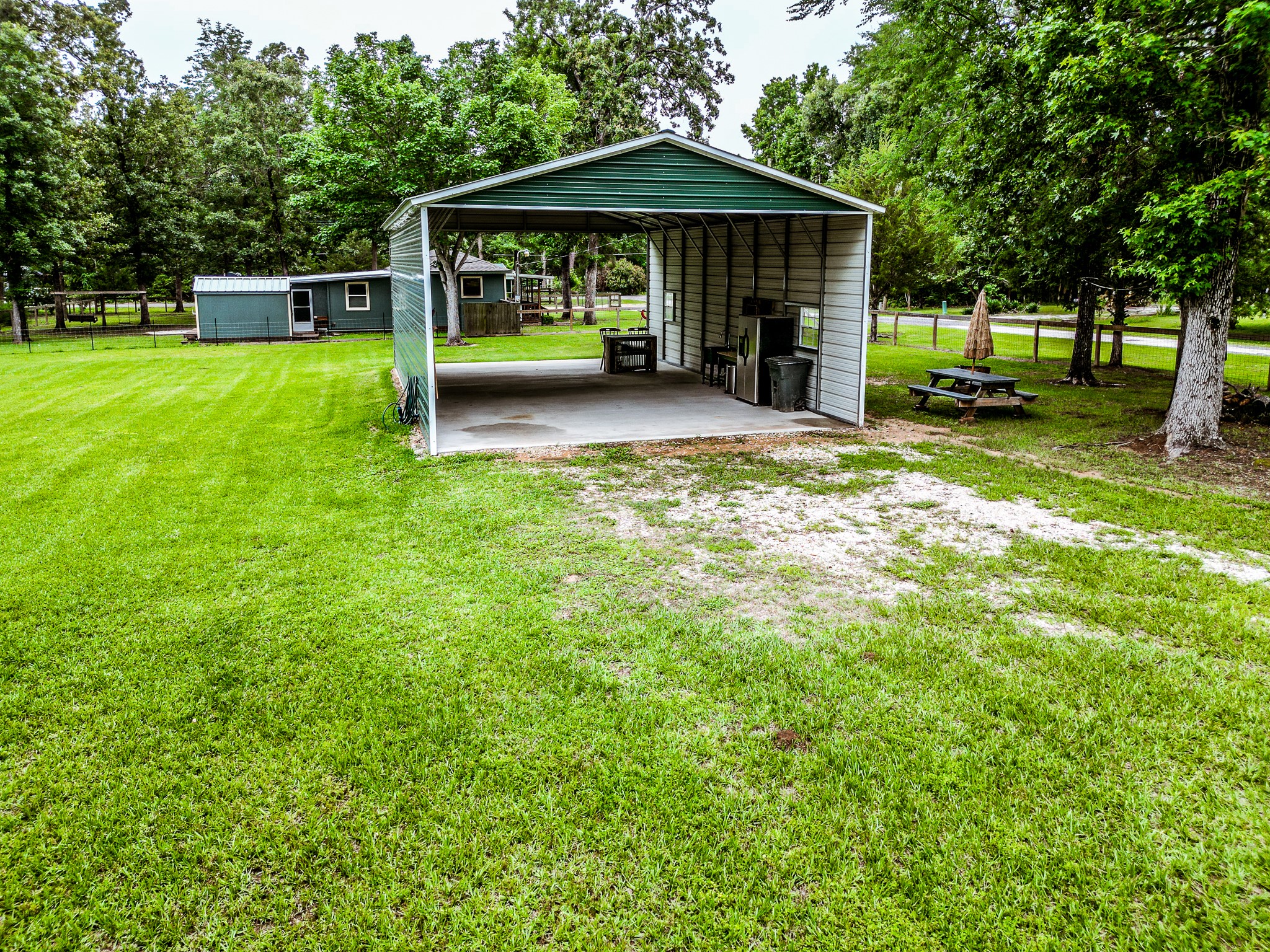 140 Michelle Lane Property Photo 4