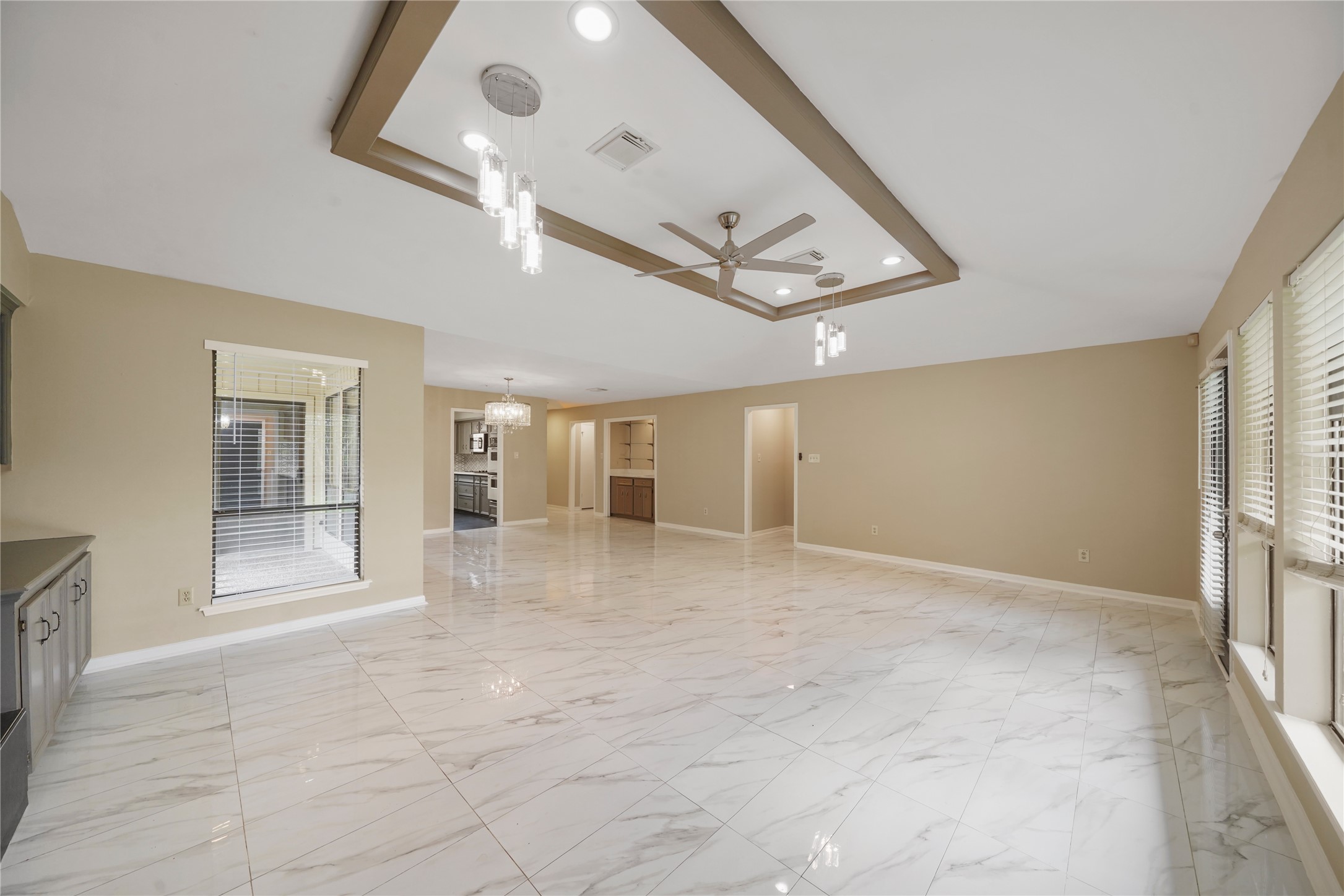 12719 Ashford Chase Drive Property Photo 3