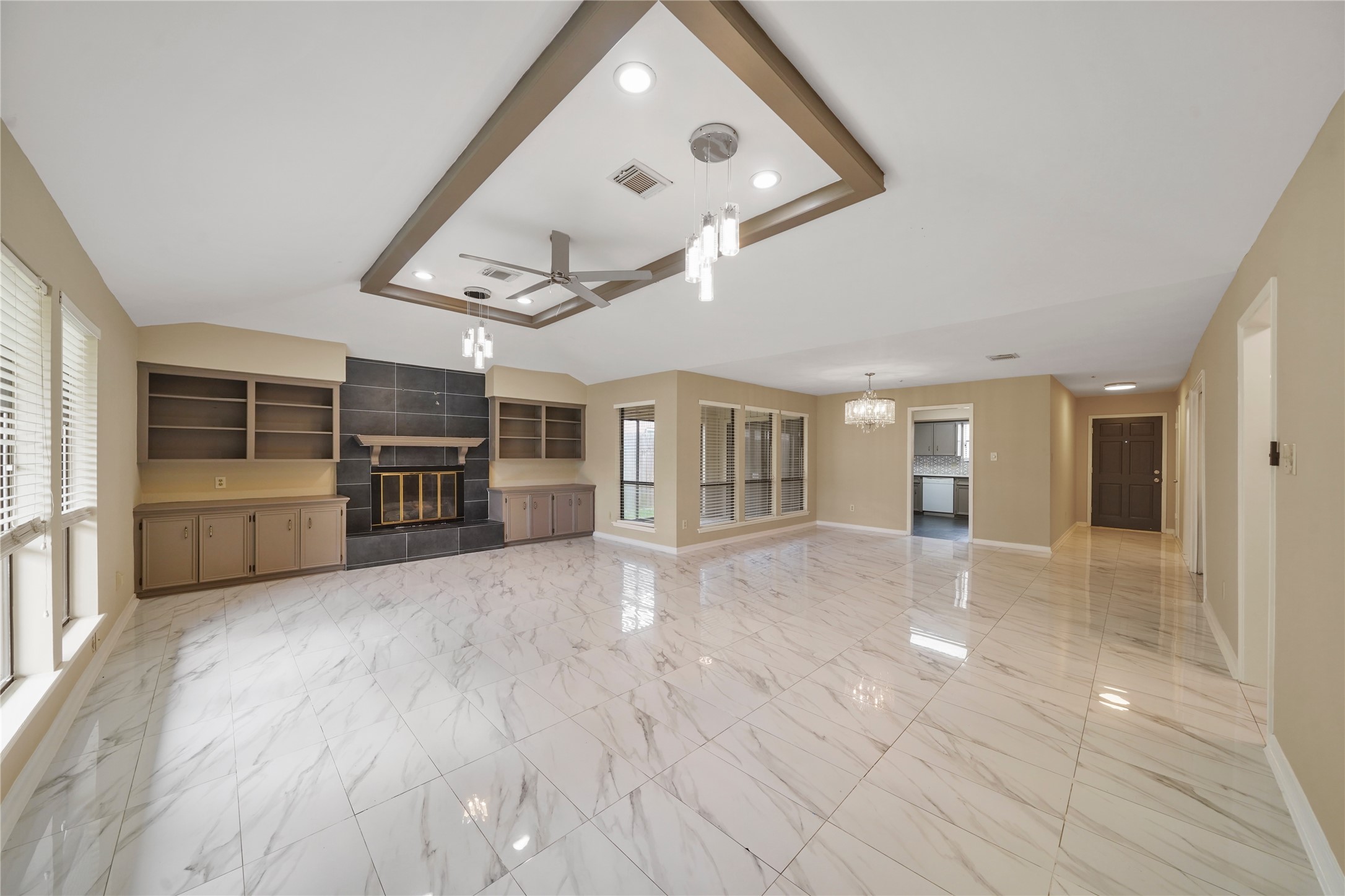 12719 Ashford Chase Drive Property Photo 4