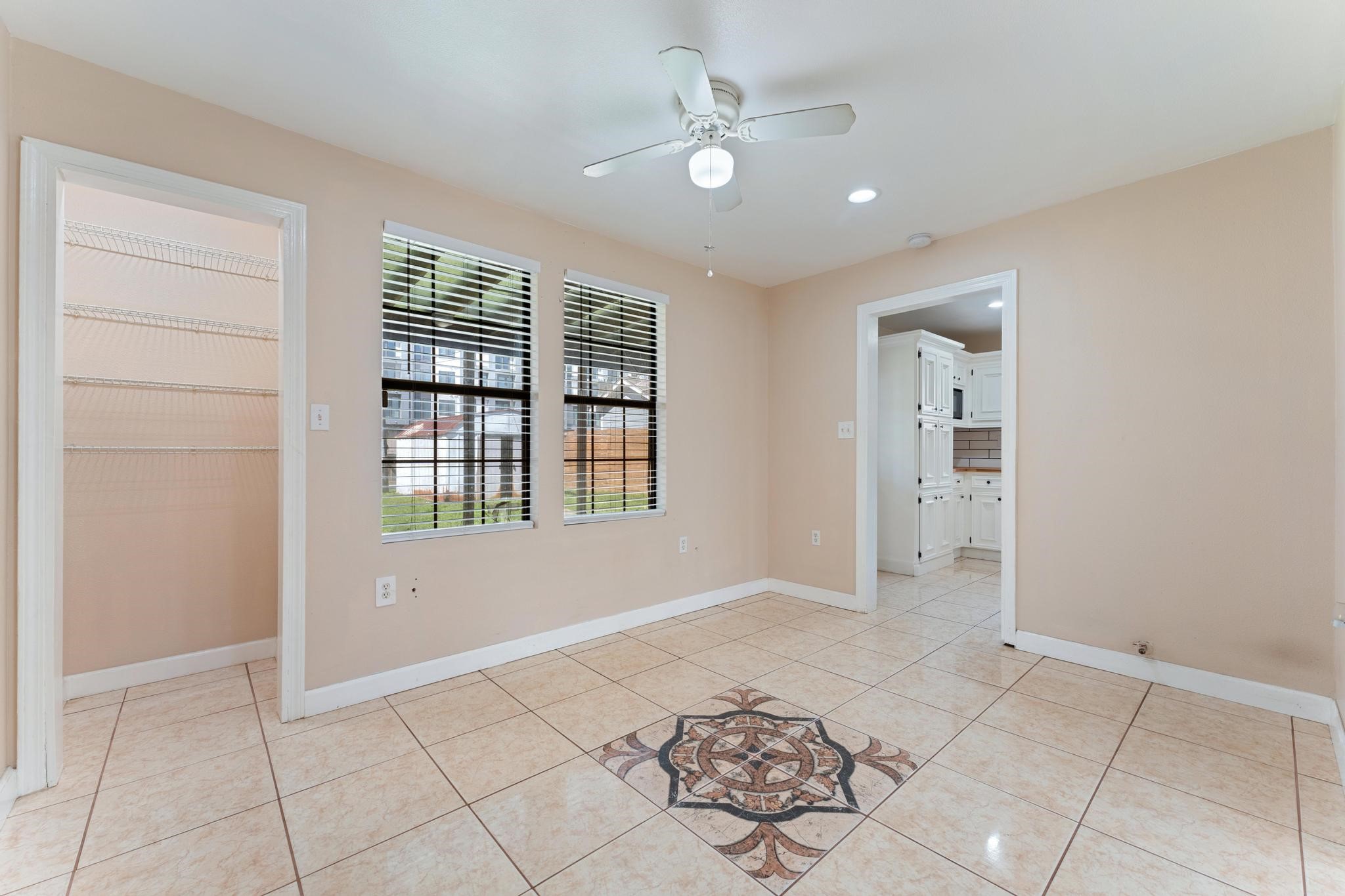 1923 Tabor Street Property Photo 7