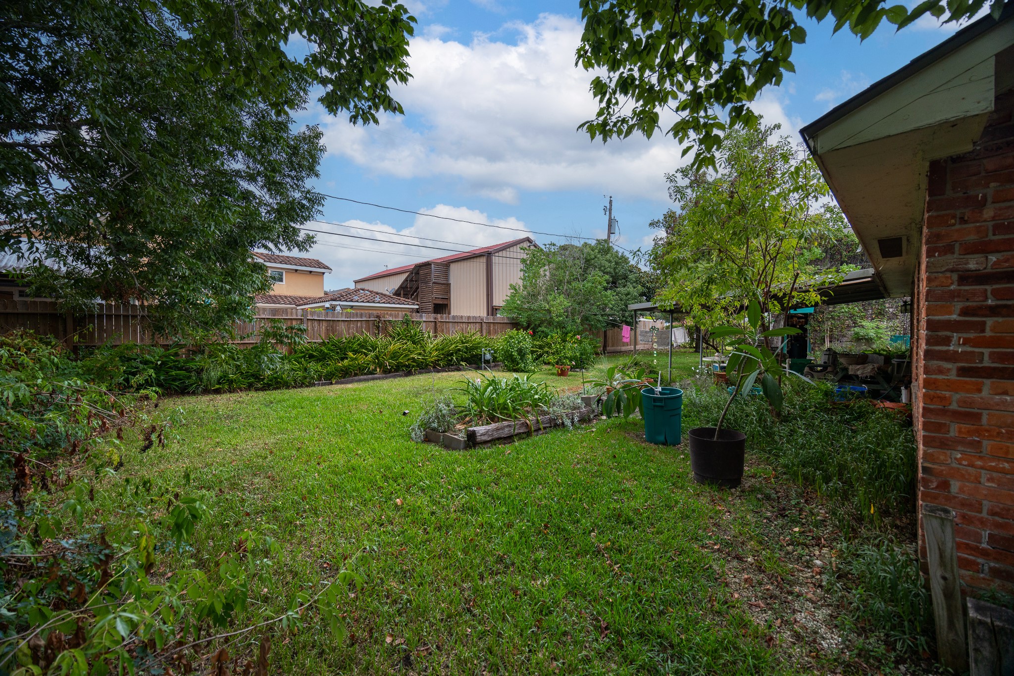 4810 Donald Street Property Photo 9