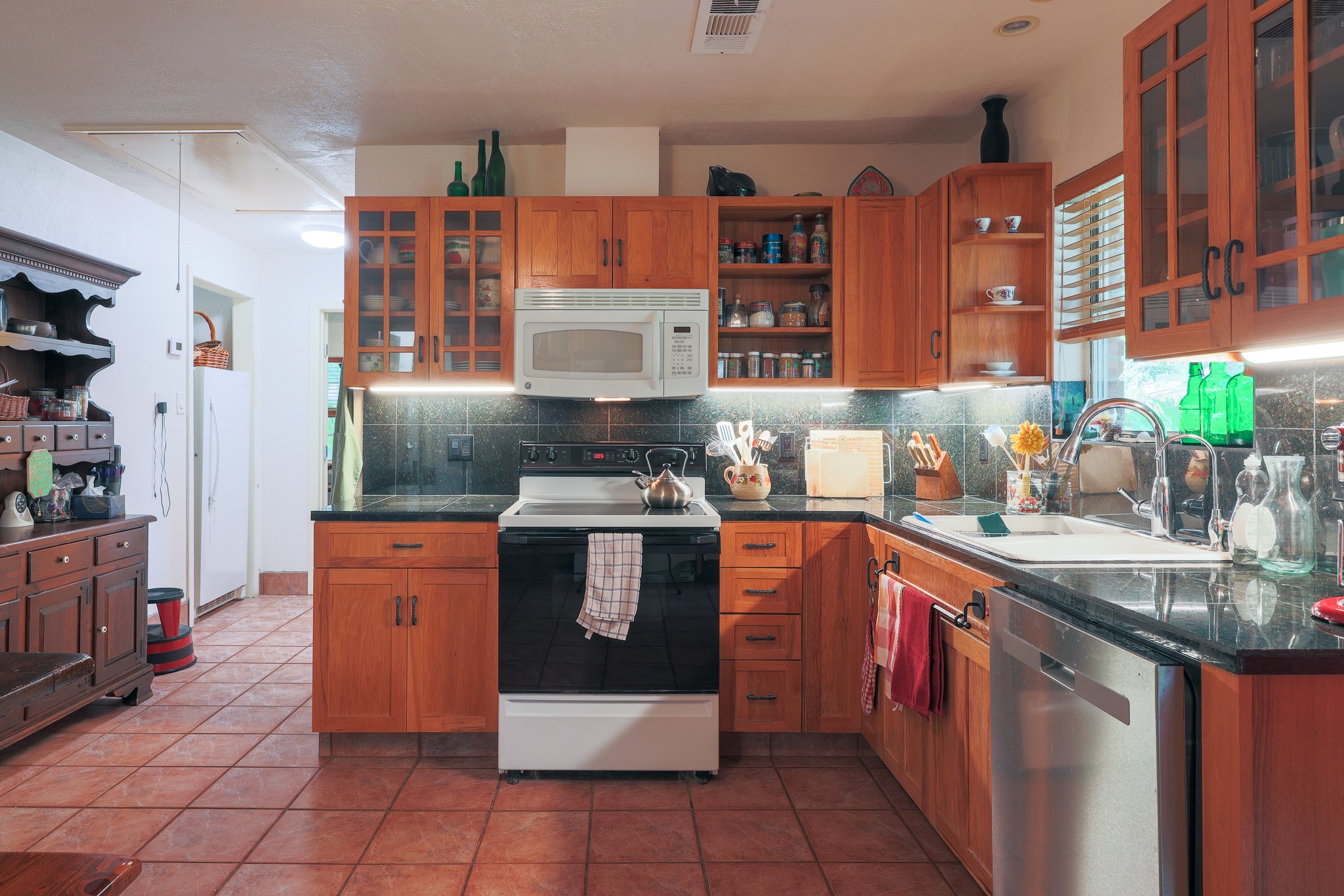 4810 Donald Street Property Photo 23