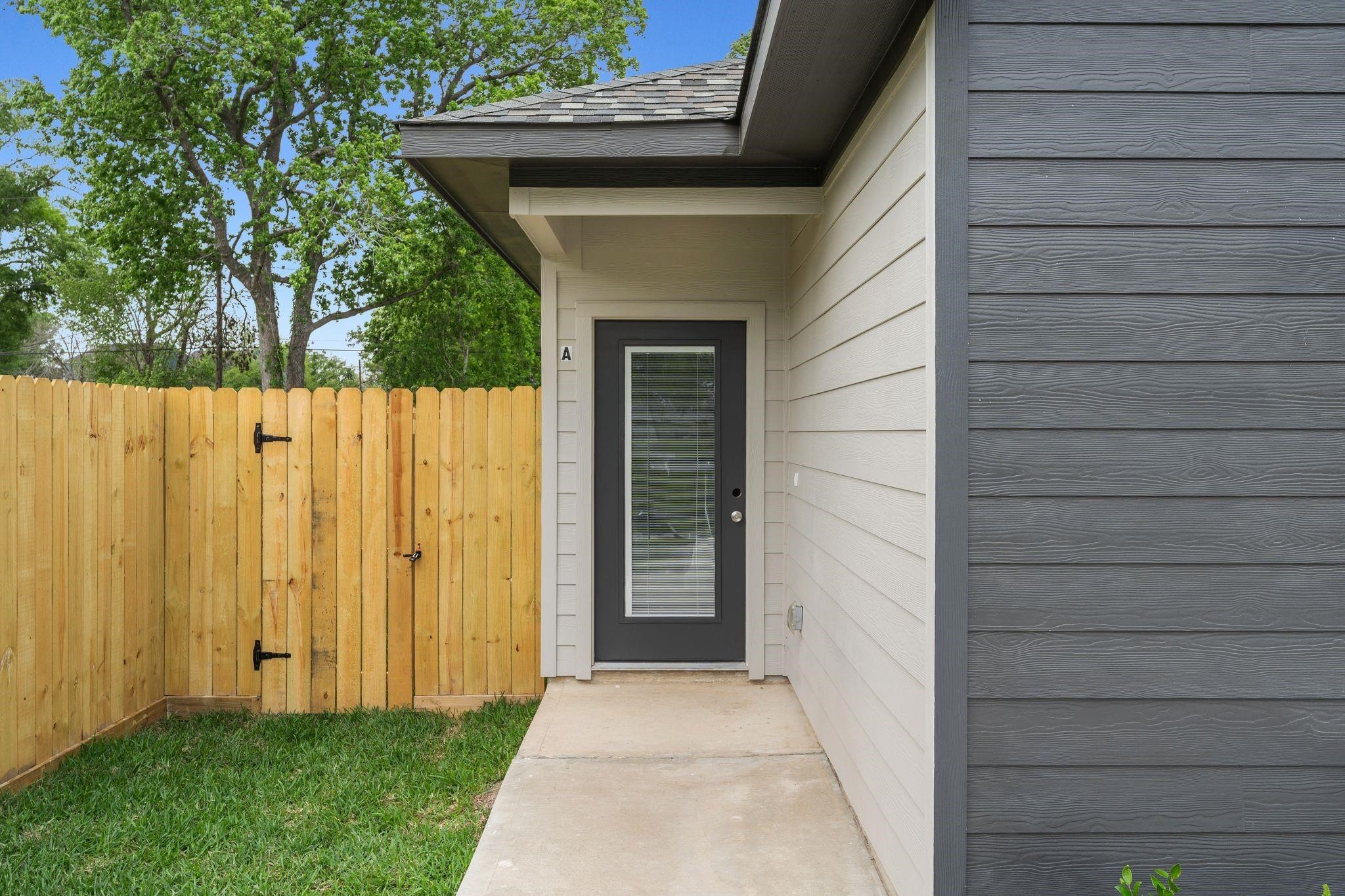 1026 Junell Street Property Photo 3