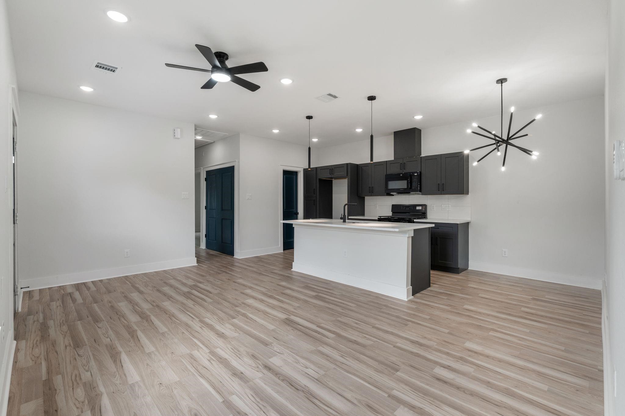 1026 Junell Street Property Photo 13