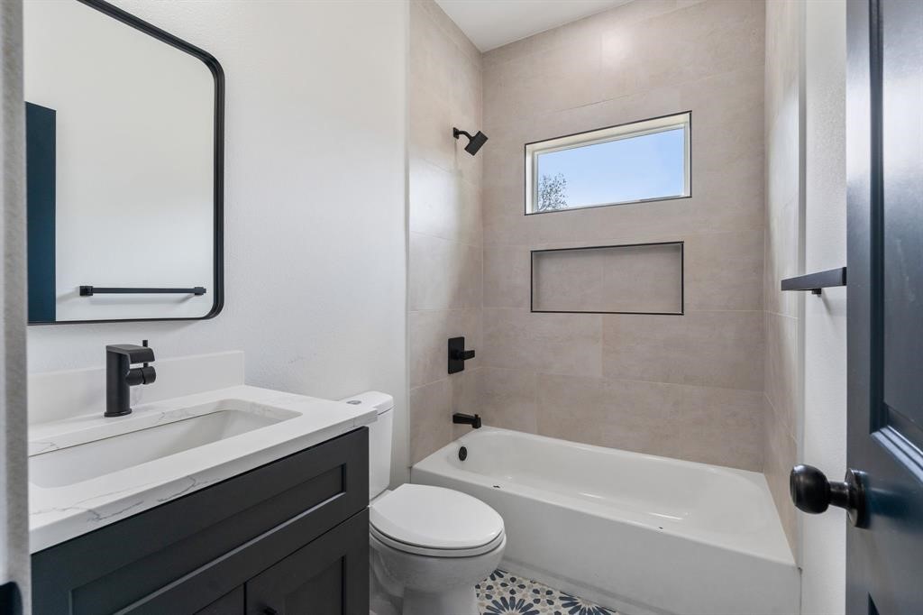 1026 Junell Street Property Photo 15