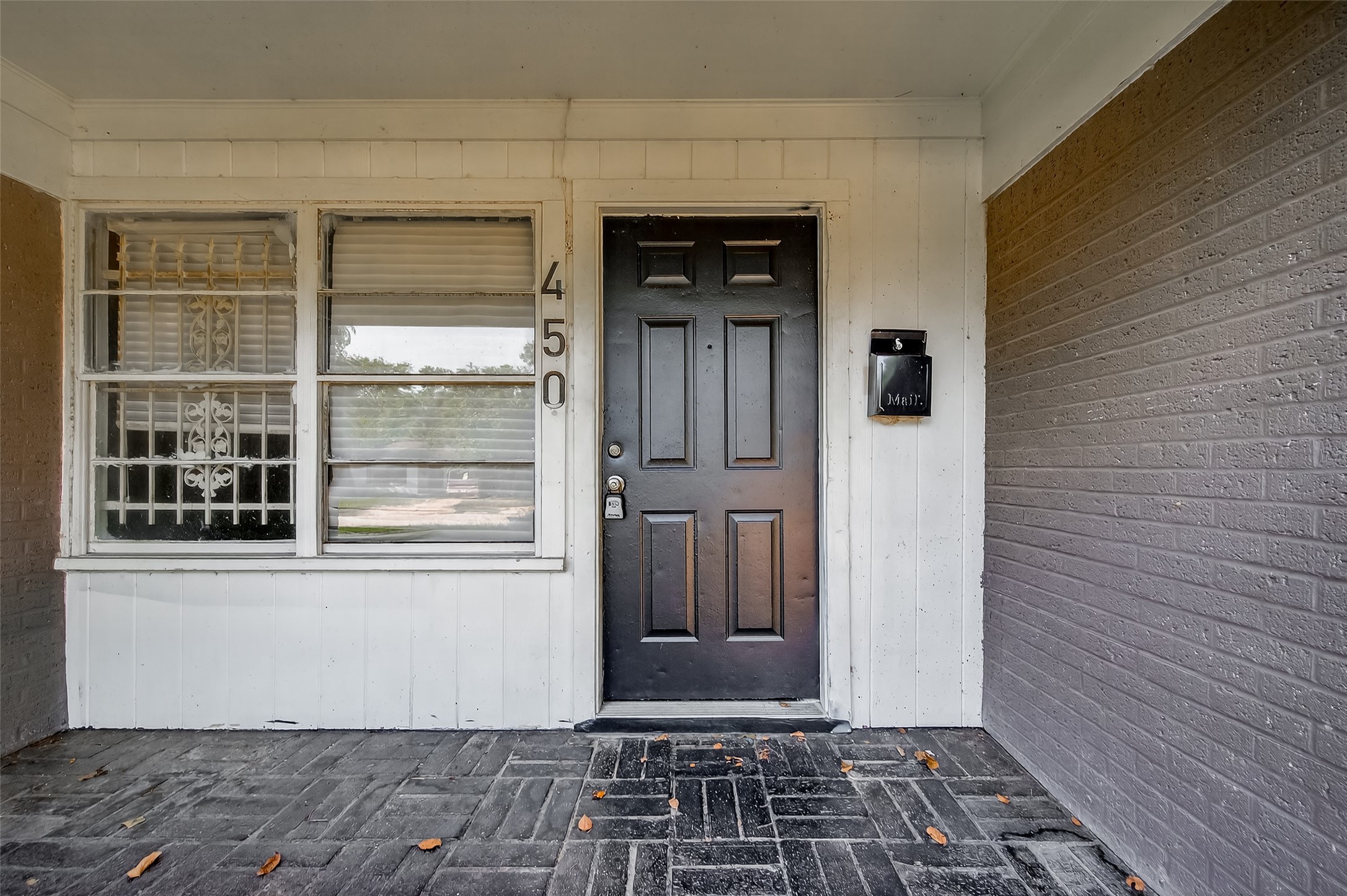 450 Glenburnie Drive Property Photo 6