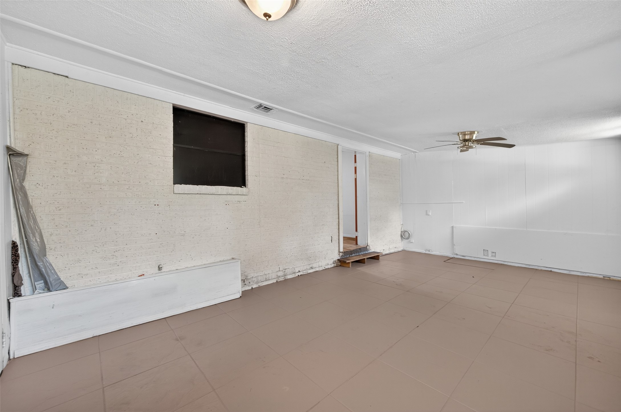 450 Glenburnie Drive Property Photo 17