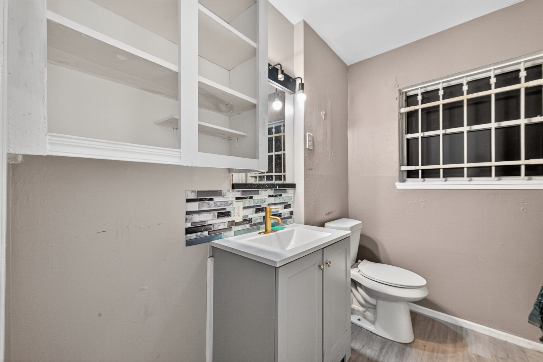 450 Glenburnie Drive Property Photo 24