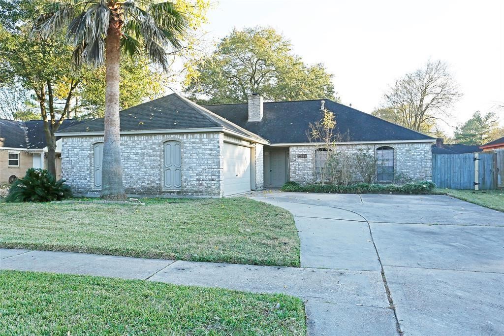 21623 Park York Drive Property Photo 2