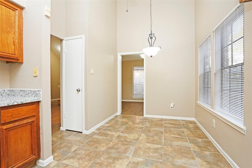 21623 Park York Drive Property Photo 11