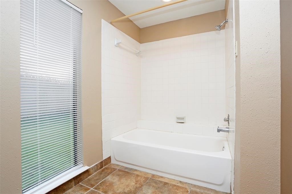 21623 Park York Drive Property Photo 18