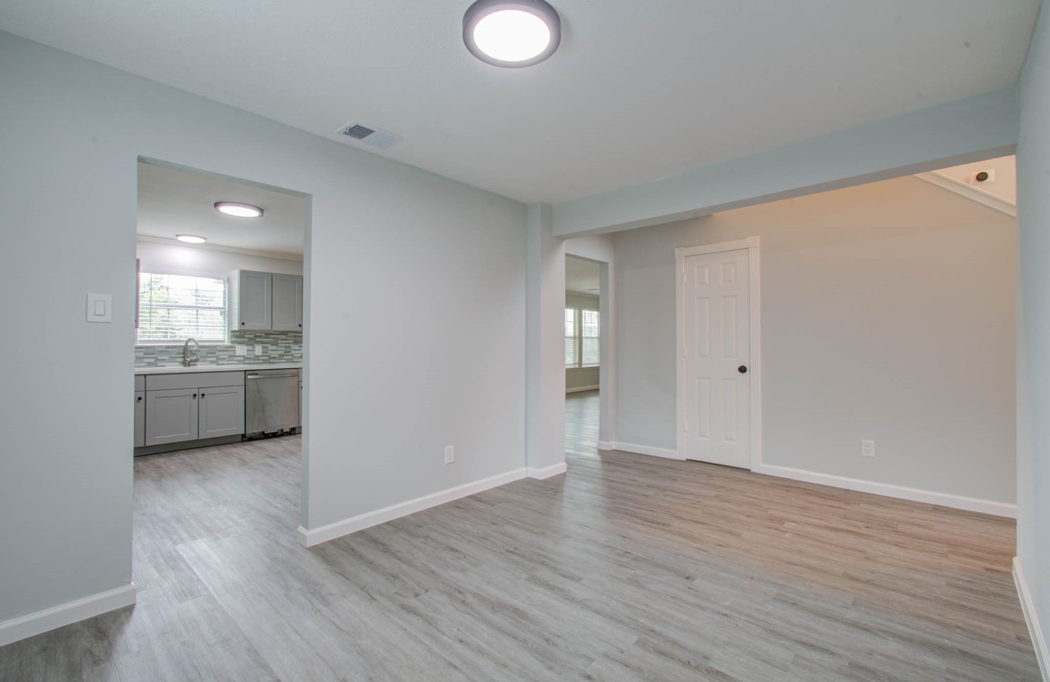 9226 Eaglewood Spring Dr Property Photo 6