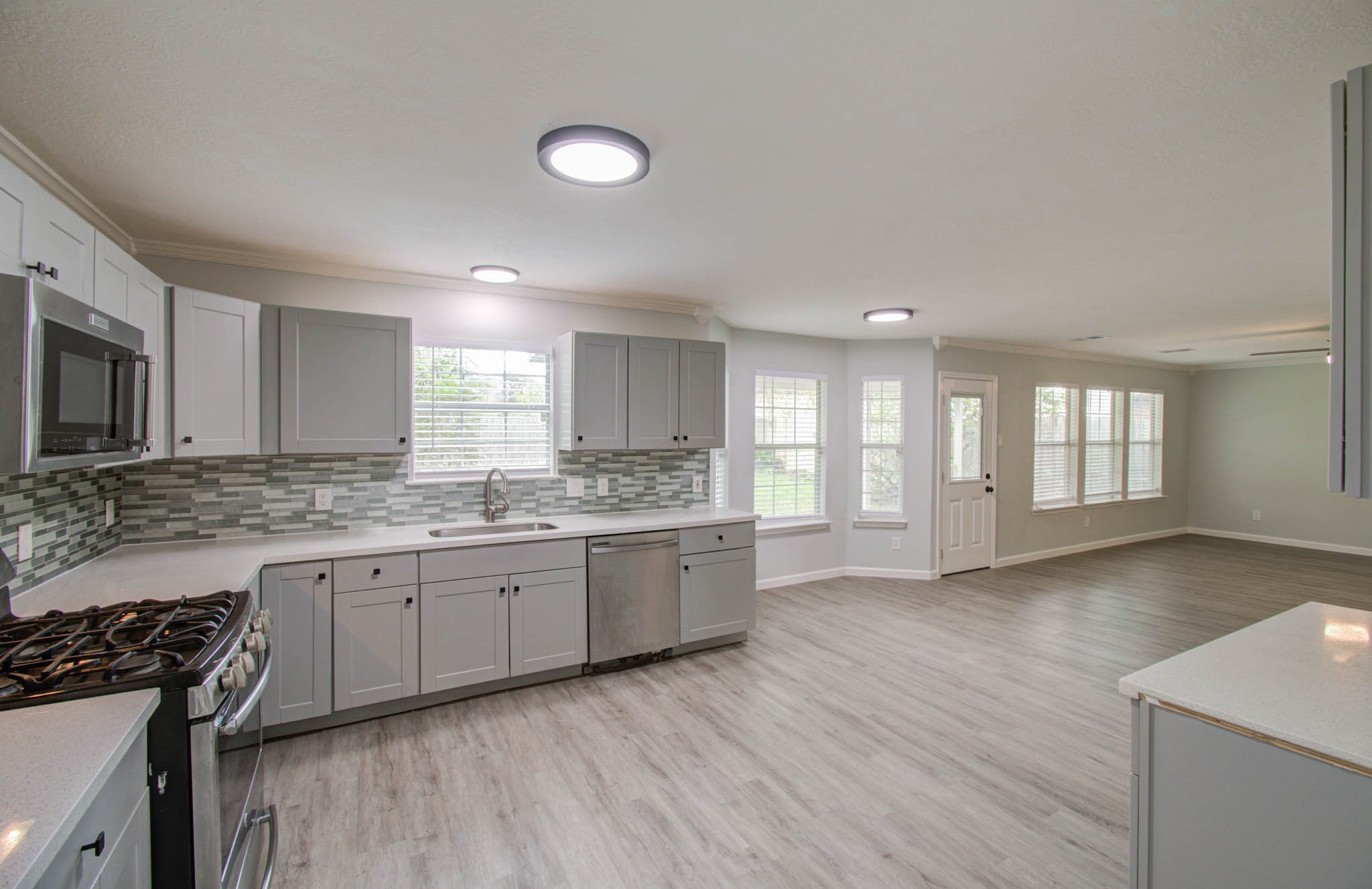 9226 Eaglewood Spring Dr Property Photo 11