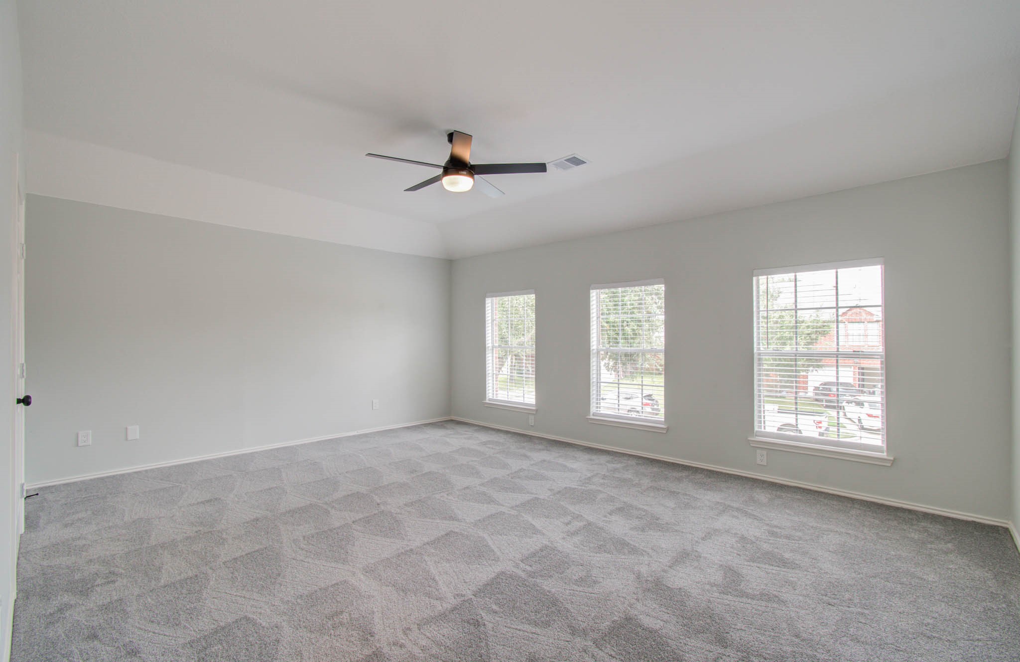 9226 Eaglewood Spring Dr Property Photo 17