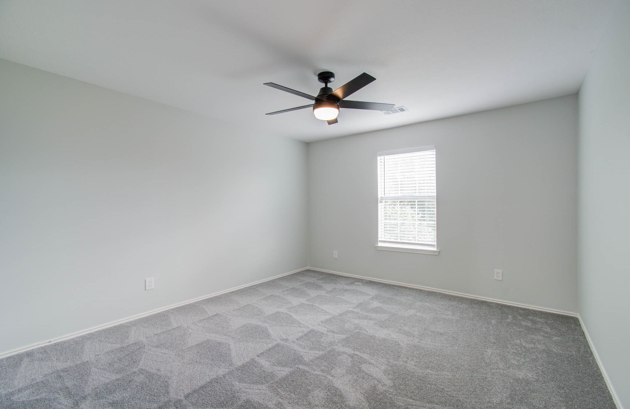 9226 Eaglewood Spring Dr Property Photo 27
