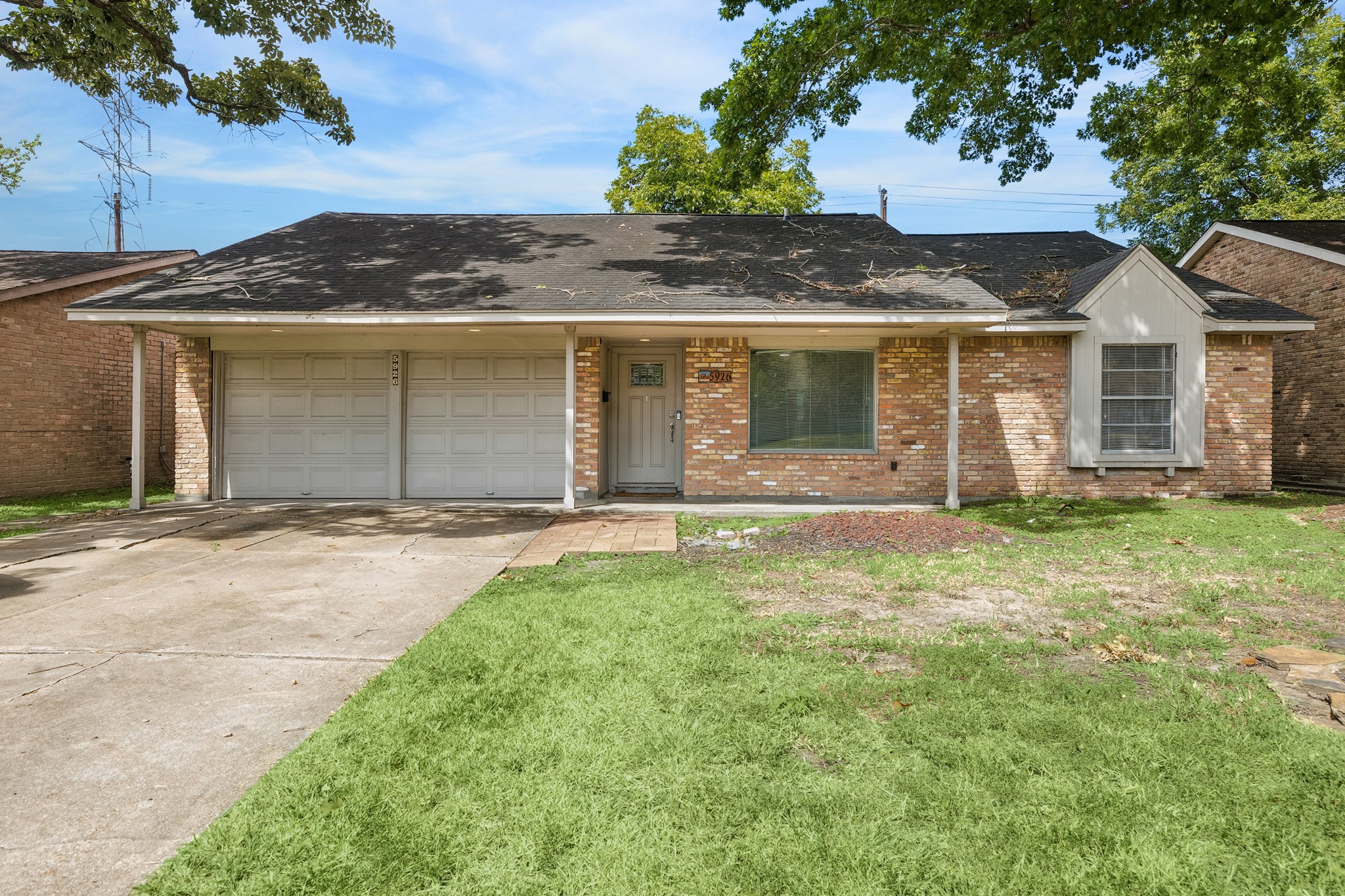 5926 Willowbend Boulevard Property Photo 1