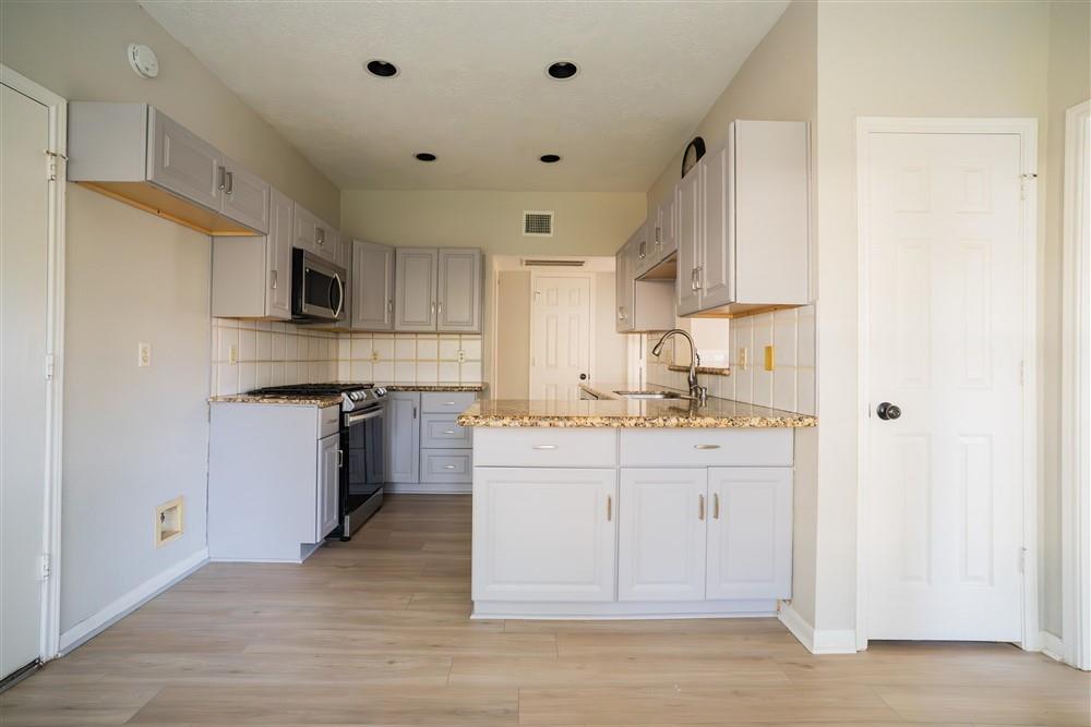16434 Concord Falls Lane Property Photo 17