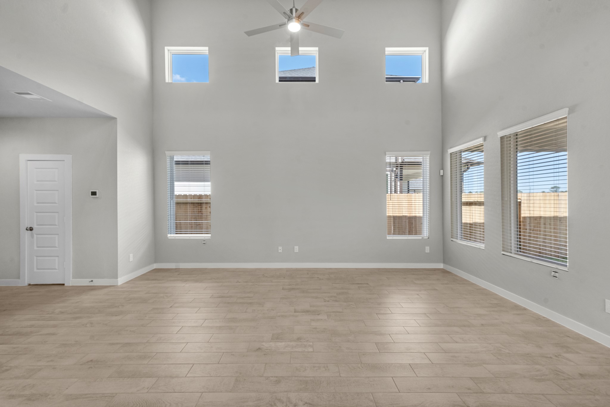 3811 Rosita Mint Court Property Photo 6