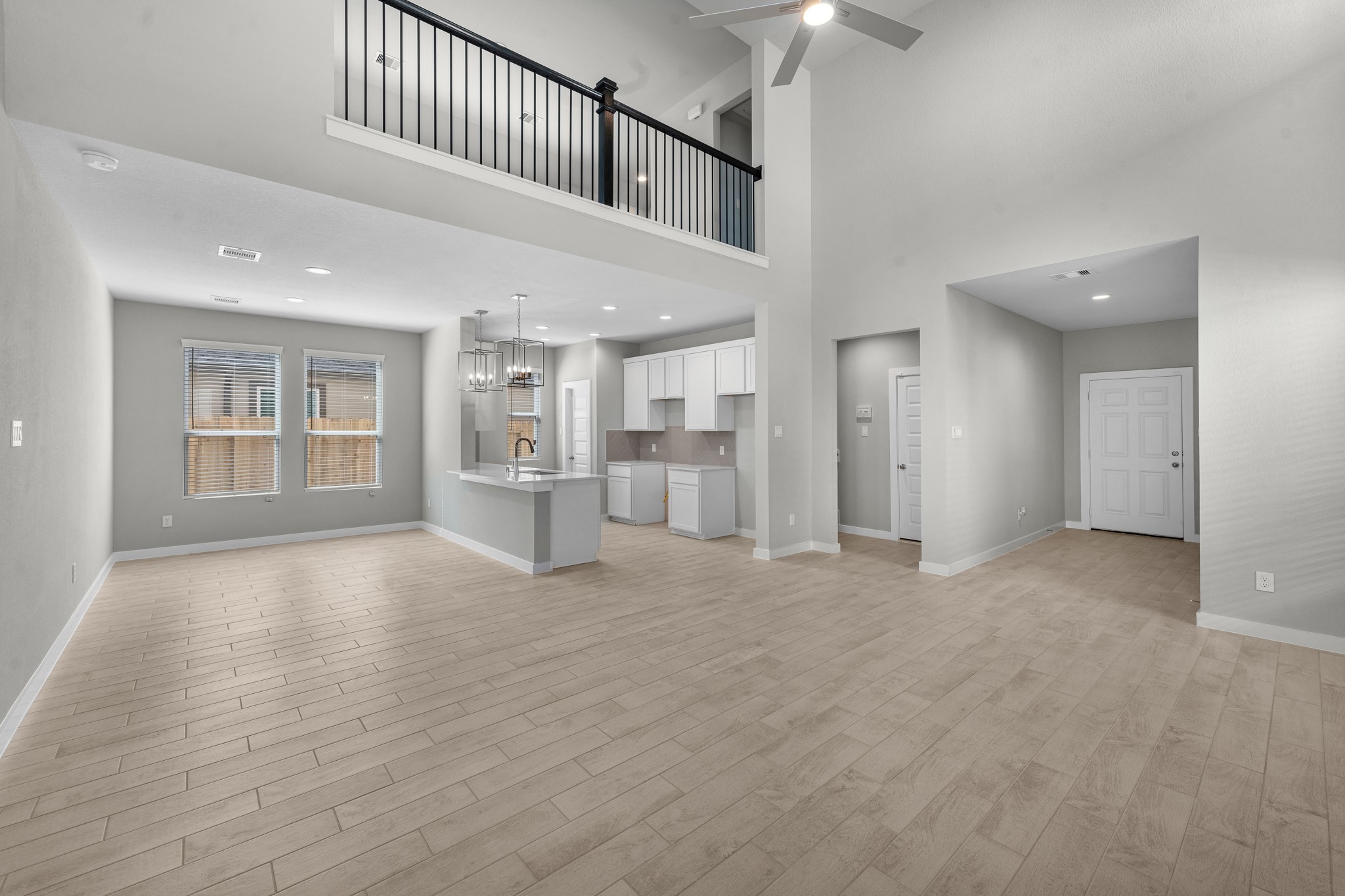 3811 Rosita Mint Court Property Photo 7