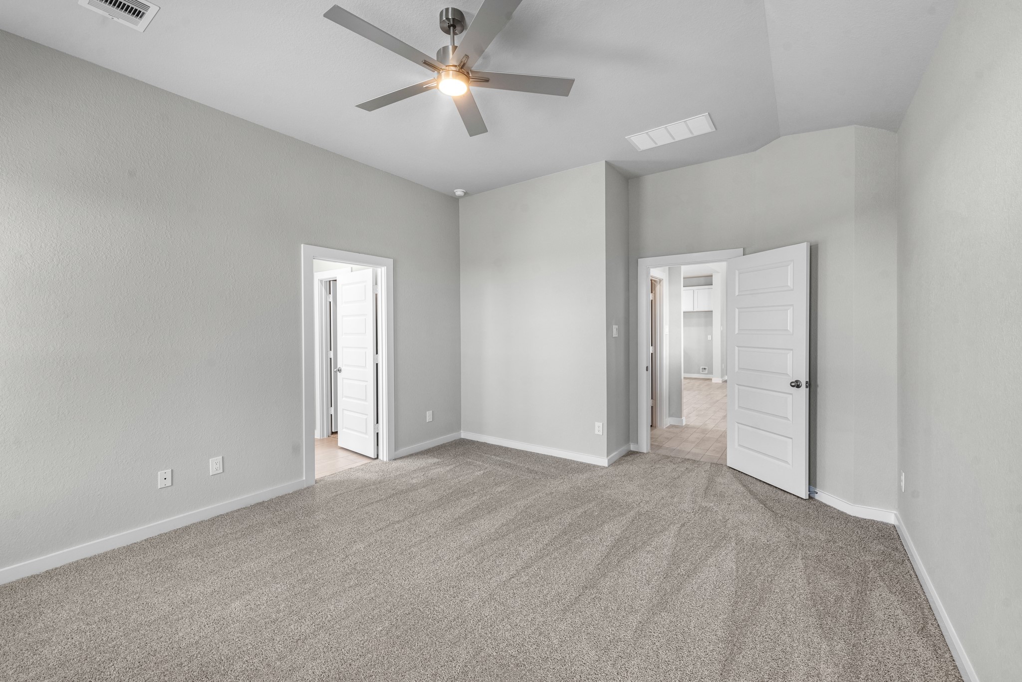 3811 Rosita Mint Court Property Photo 10