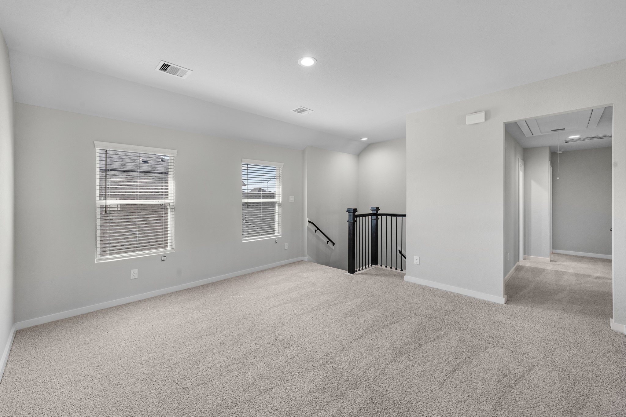 3811 Rosita Mint Court Property Photo 13