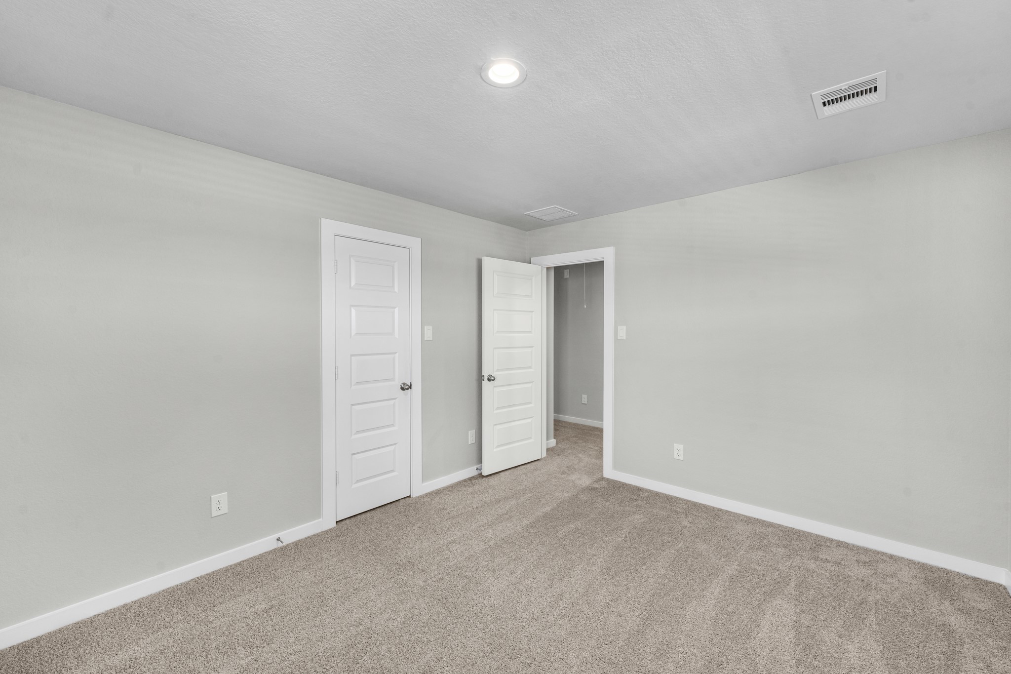 3811 Rosita Mint Court Property Photo 15